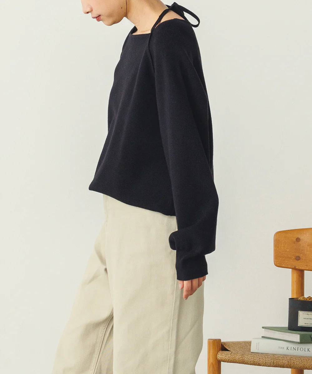 【WVQ6725-07】ホルターネックスクエアニット  -ブラック- ※12/17〜23頃より順次発送予定