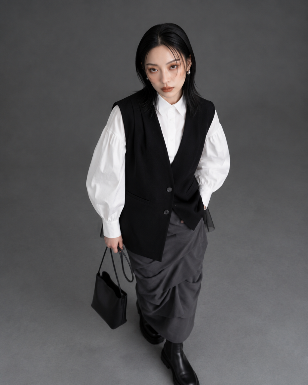 Back Tulle Panel Vest -black-