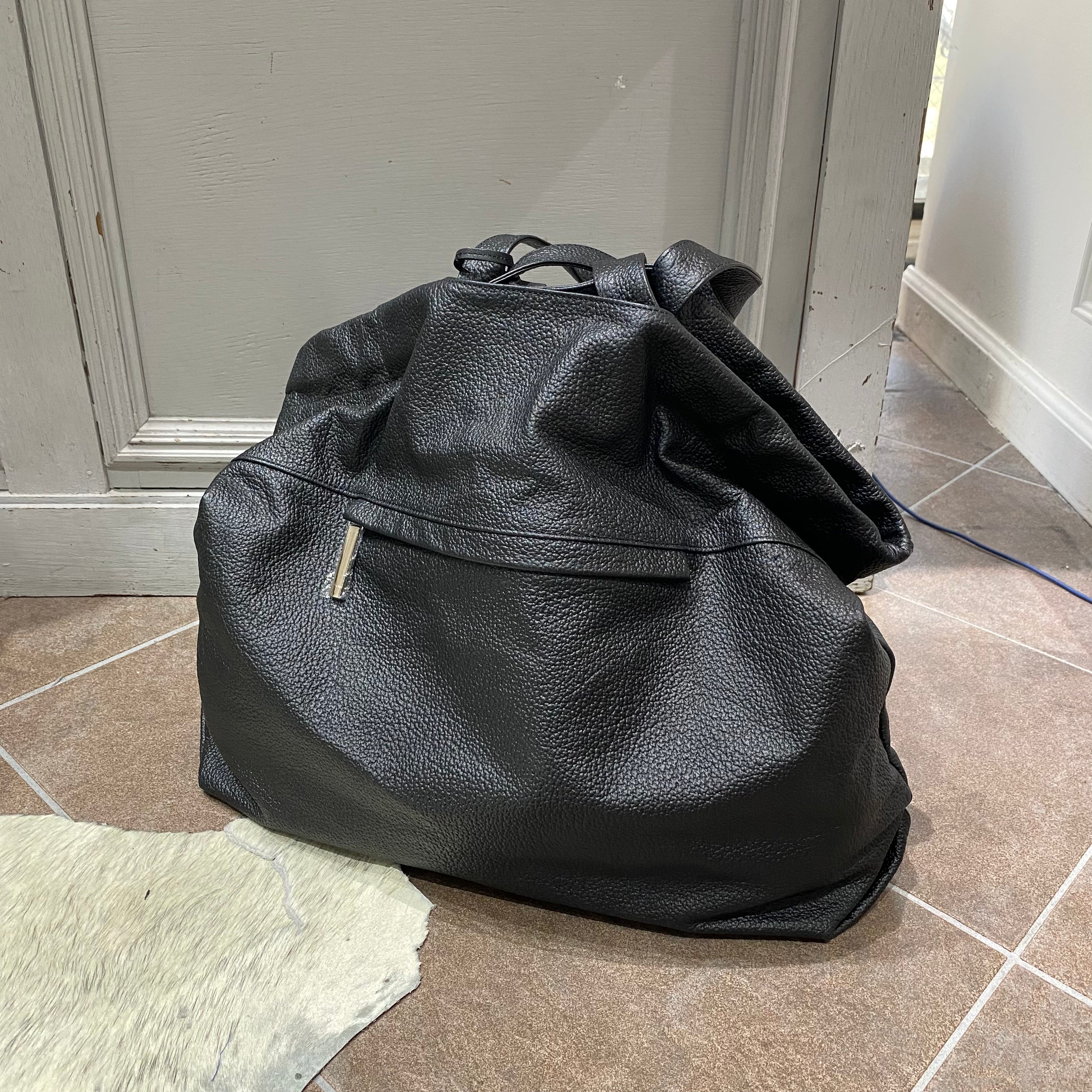 ⚠️予約【M.U.L.】ベントトート シボ型押し -ブラック-　※R7. 6月末納品予定