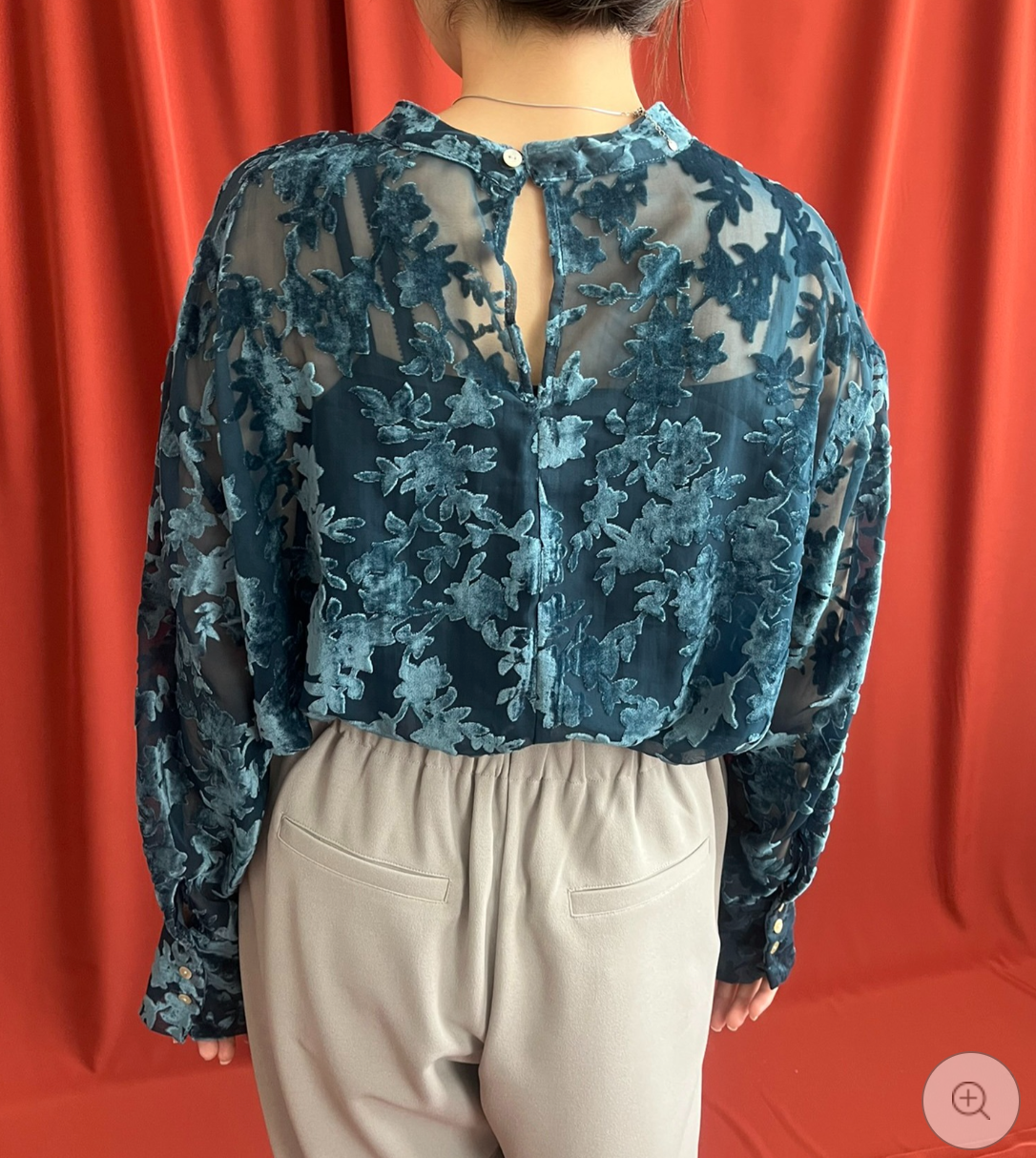 【LHELBIE】シアーベロアブラウス  -ブルー-　※10/22-28頃より順次配送予定