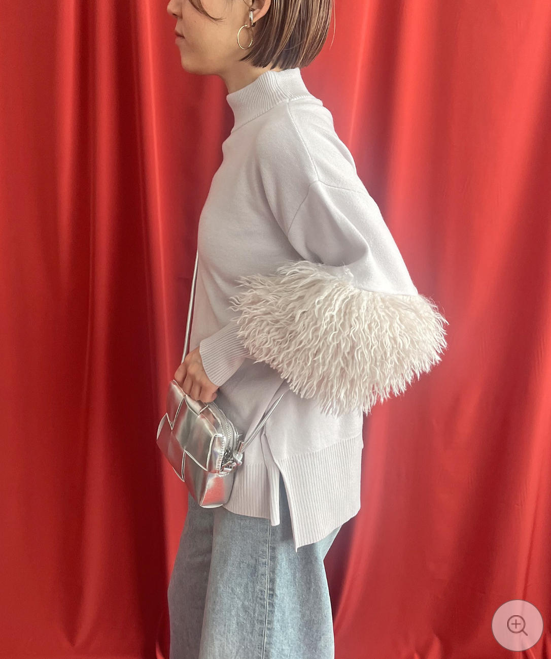 【LHELBIE】ファースリーブニットトップス  -ライトグレー-　※10/22-28頃より順次配送予定