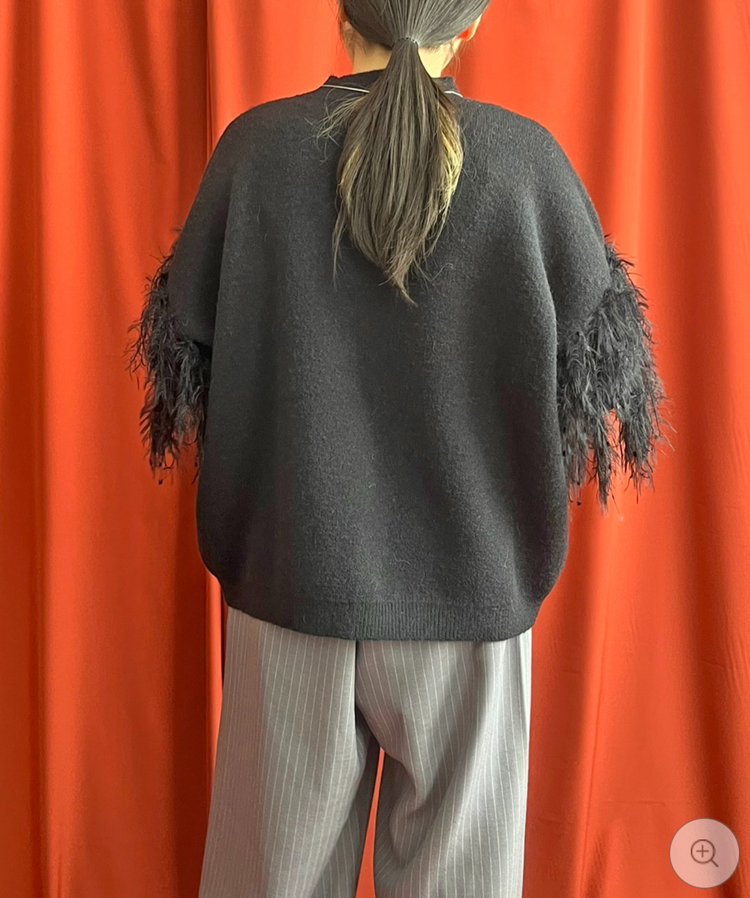 【LHELBIE】フリンジスリーブニットトップス  -ブラック-　※10/22-28頃より順次配送予定