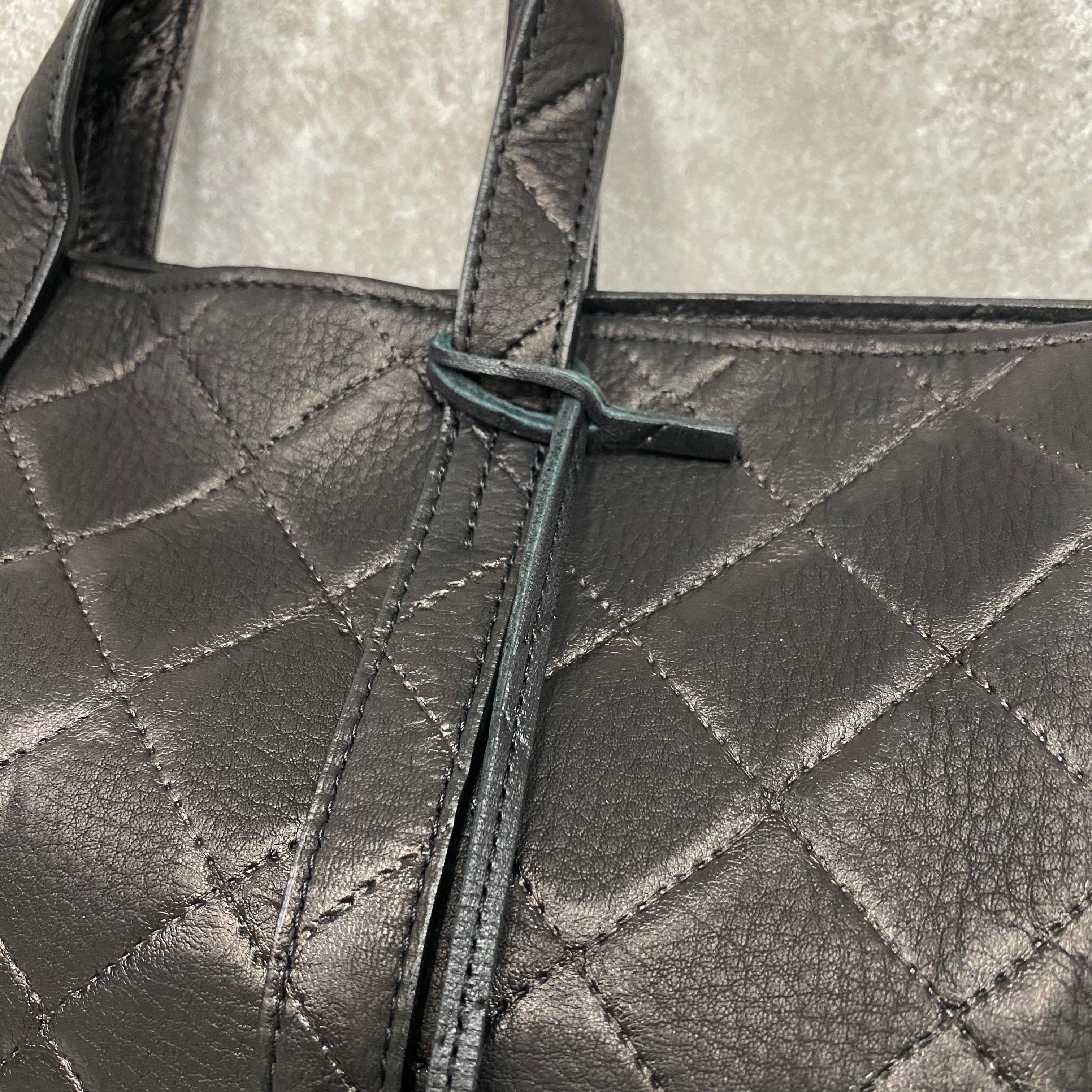 【MUL097】レザーキーネックレス キルティング型押し　-ブラック-　ラインなし　※7/2〜7/12より事務所から順次発送予定