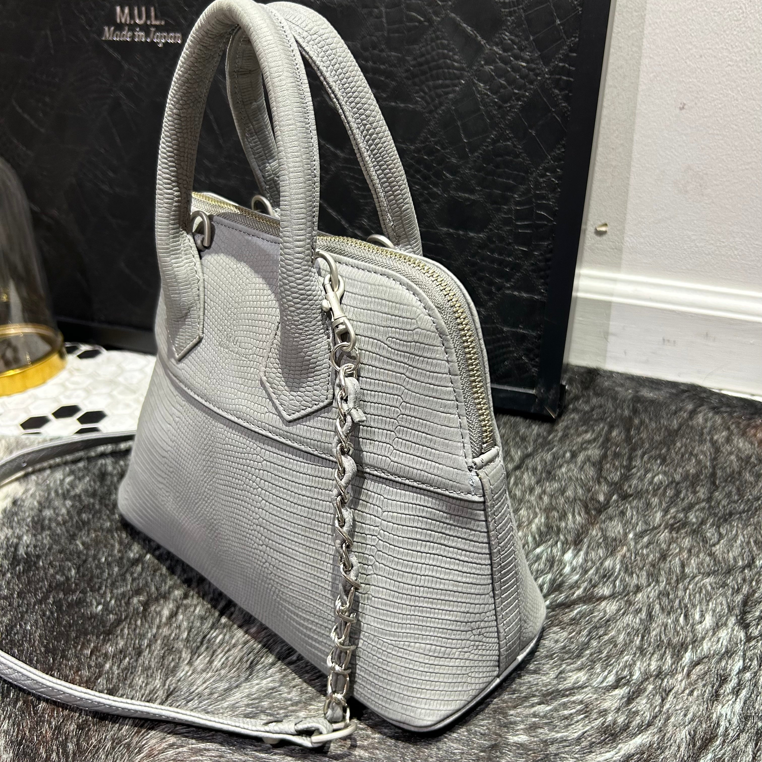 ⚠️予約【M.U.L.】ラウンドトート　リザード型押し　-アイスグレー-　※R7. 6月末納品予定