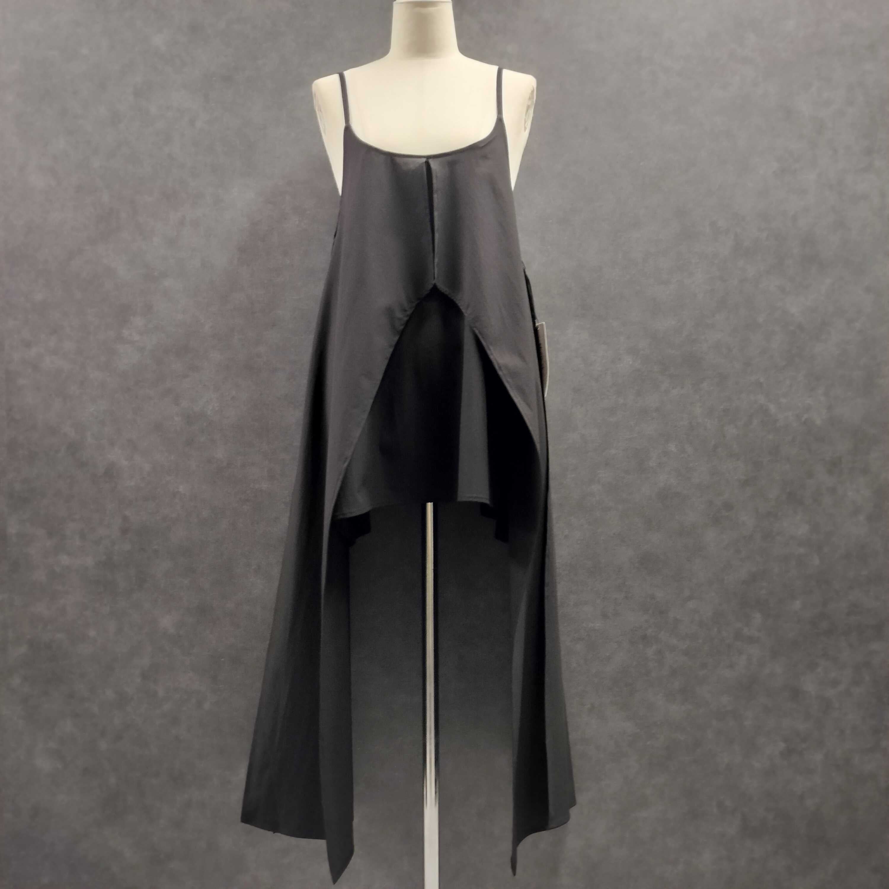 変形キャミベスト　-ブラック-　※11/5~11/11頃より順次発送