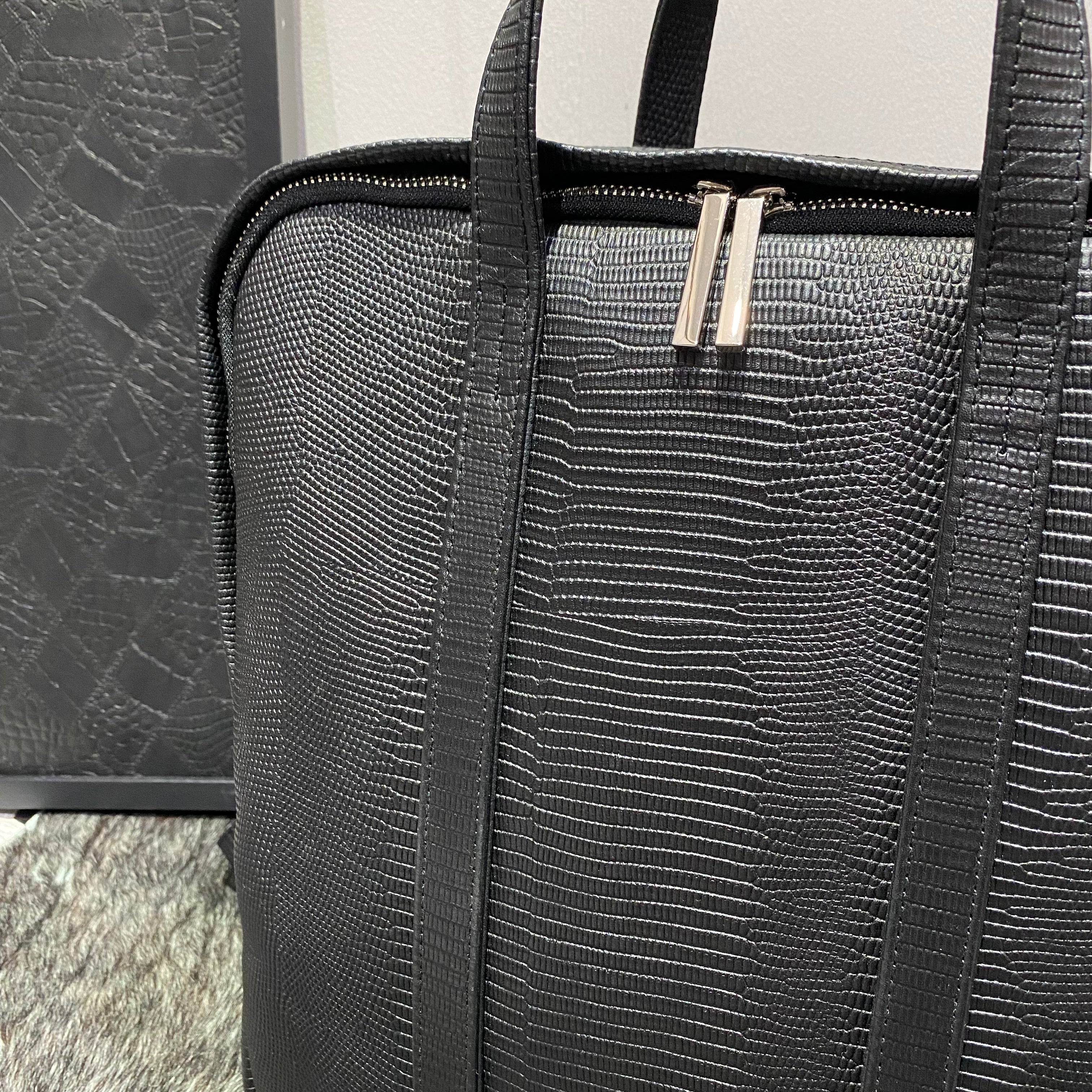 ⚠️予約【M.U.L.】ミニマルバックパック -ブラック-　※R7. 6月末納品予定