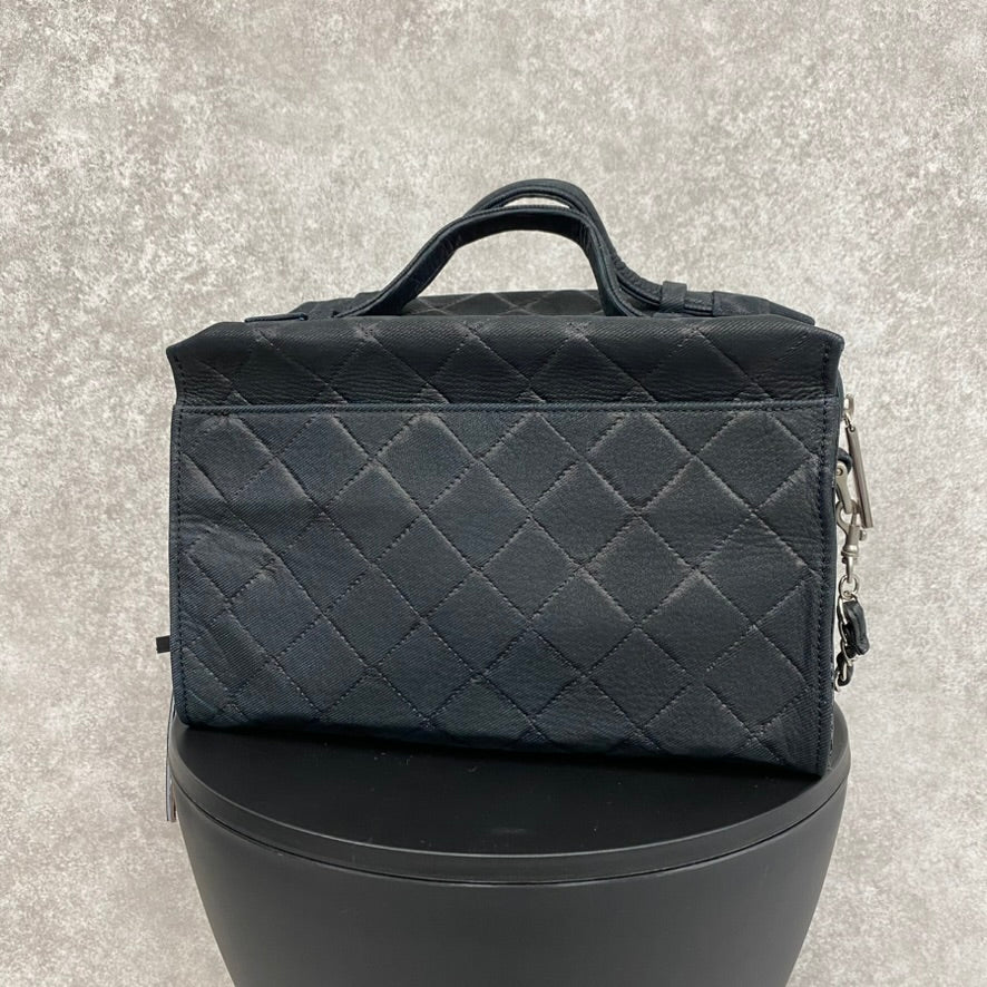 【MUL106-WH】キューブショルダー デニムレザーキルティング(ブラック) ホワイトライン　※10/29〜11/2より弊社事務所から順次発送