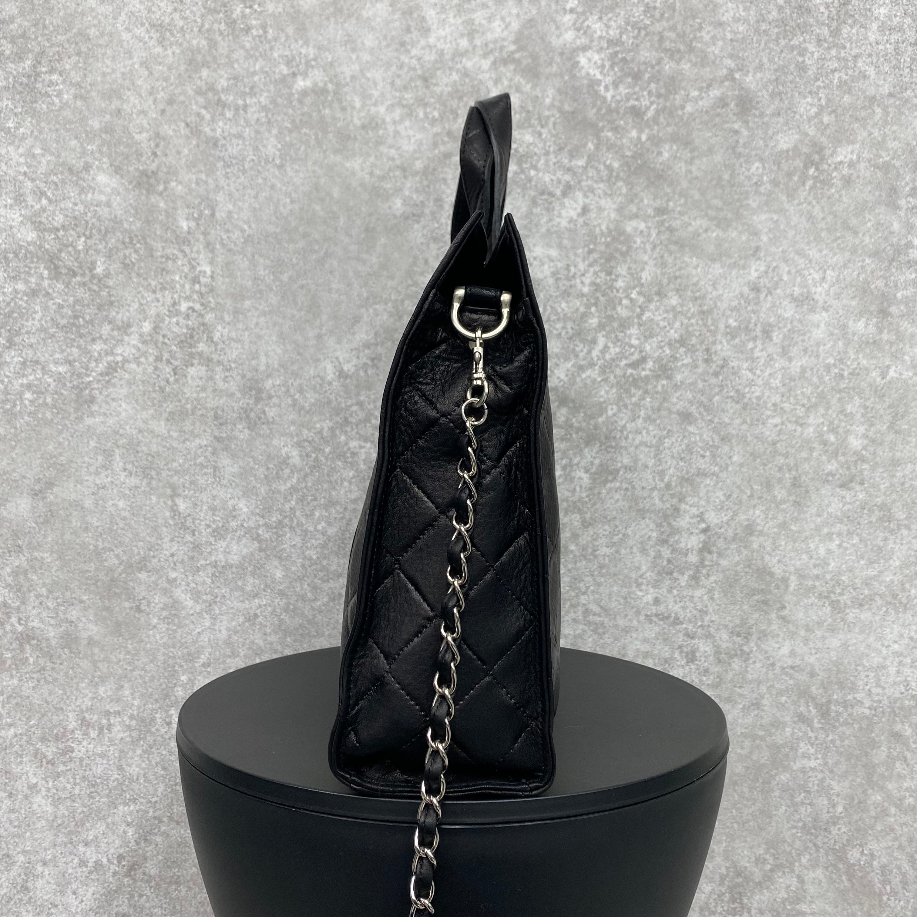 【MUL041-GL-1】スクエアトートS  キルティング型押し(ブラック) ゴールド縦ライン　※10/29〜11/2より順次配送