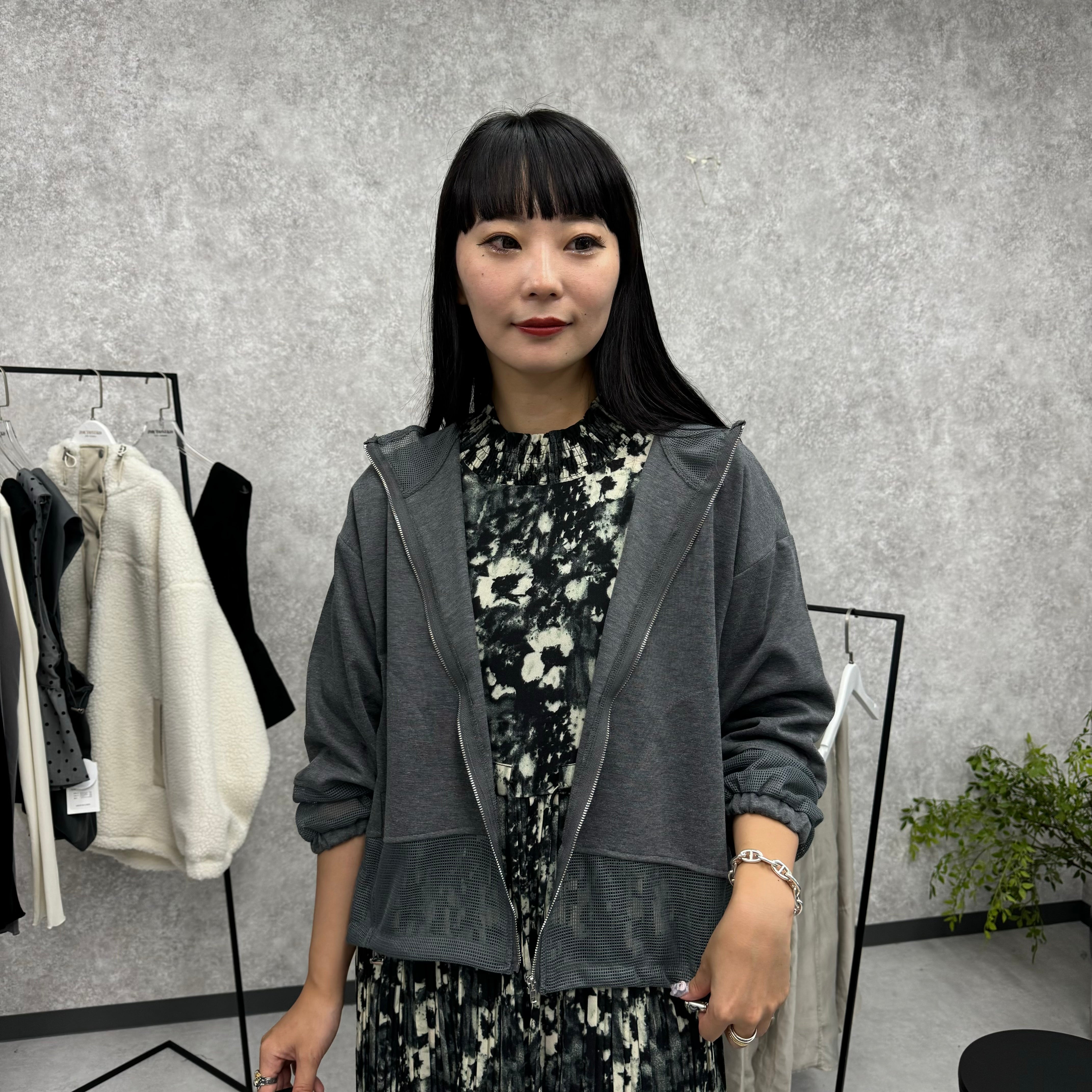 メッシュパーカー　-グレー-　※10/15-21頃より順次配送予定