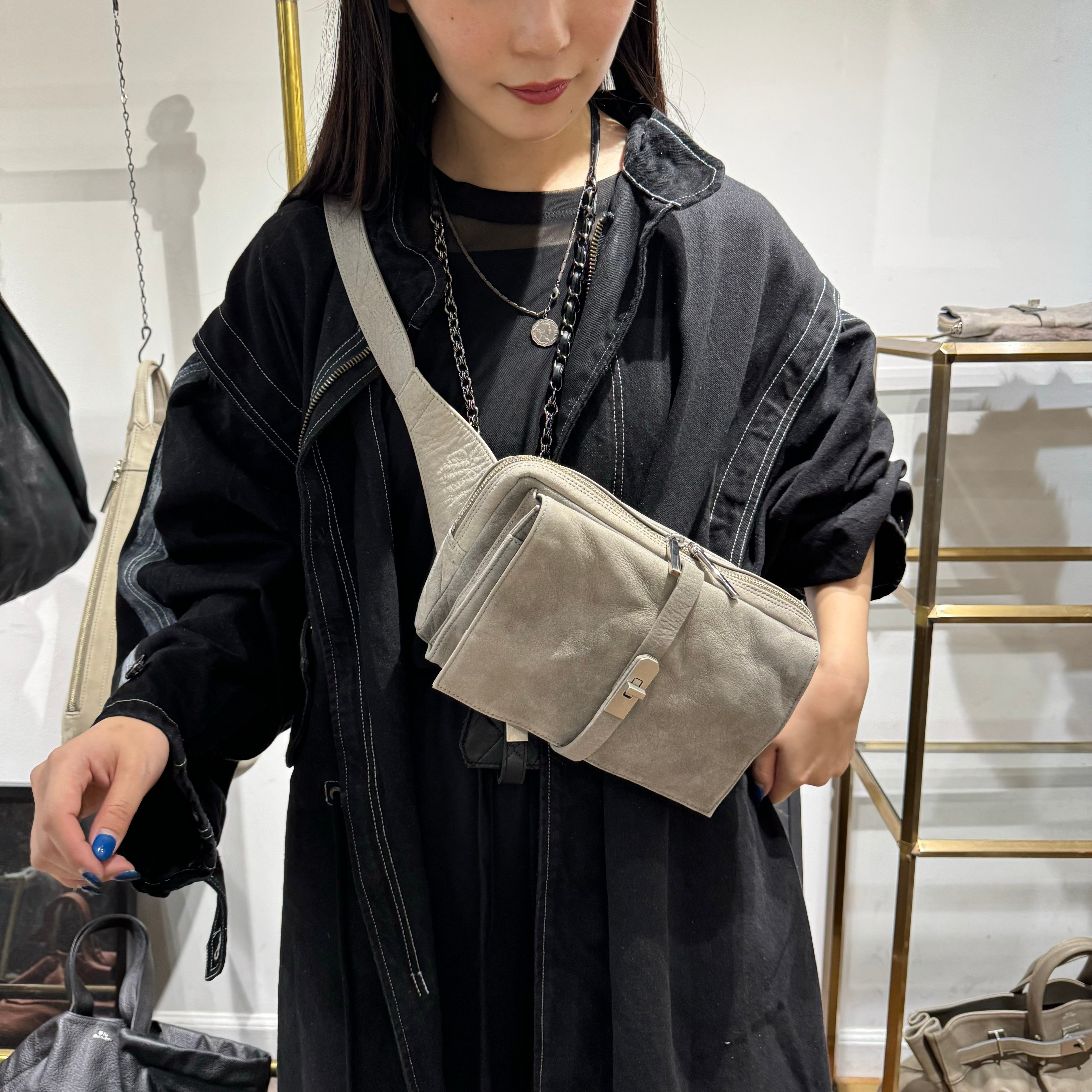 ⚠️予約【MUL013-502339】 ボディバック　-エンボスグレージュ-　※R7. 6月末納品予定