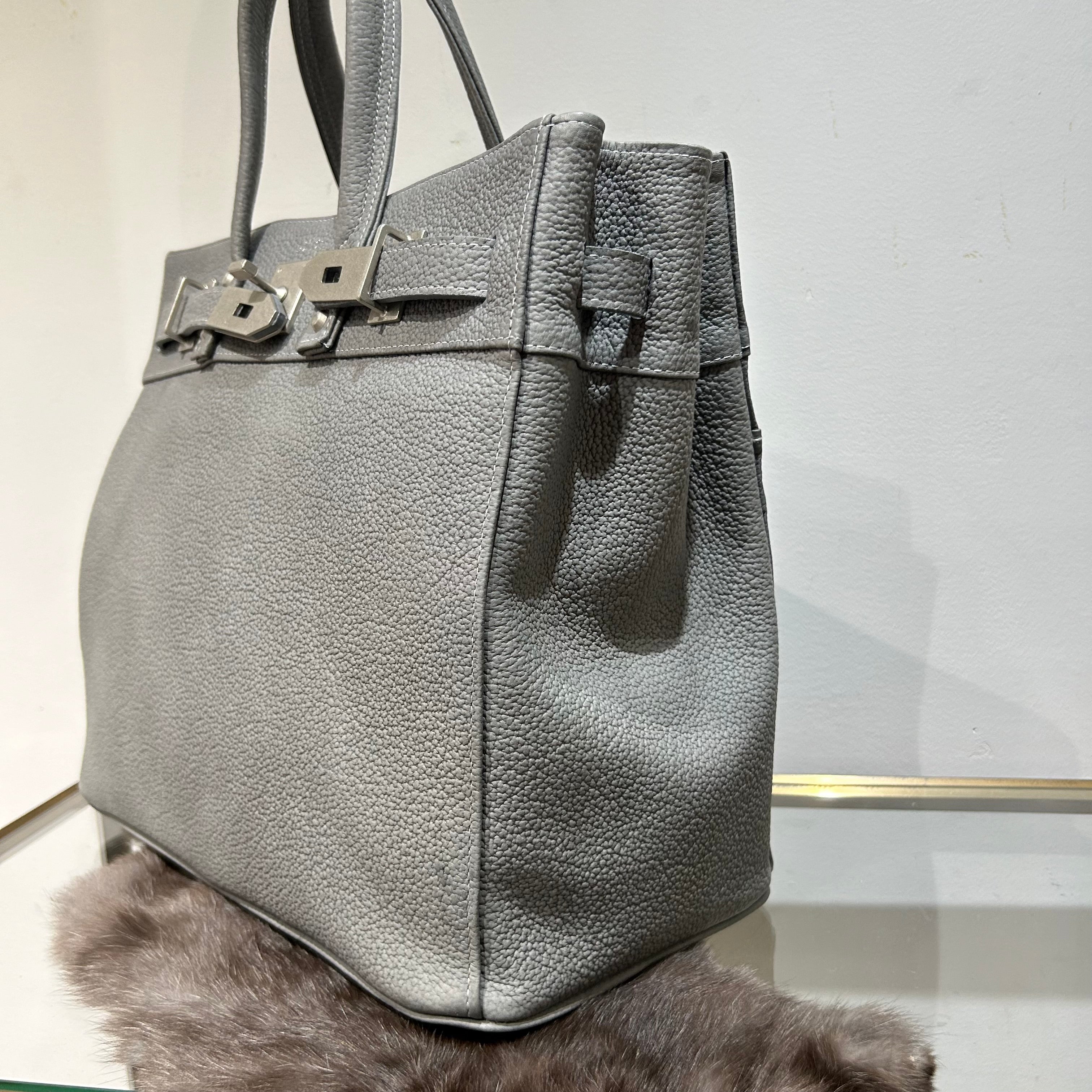 ⚠️予約【M.U.L.】stud seriesトート　シボ型押し  -アイスグレー-  ※R7. 6月末納品予定