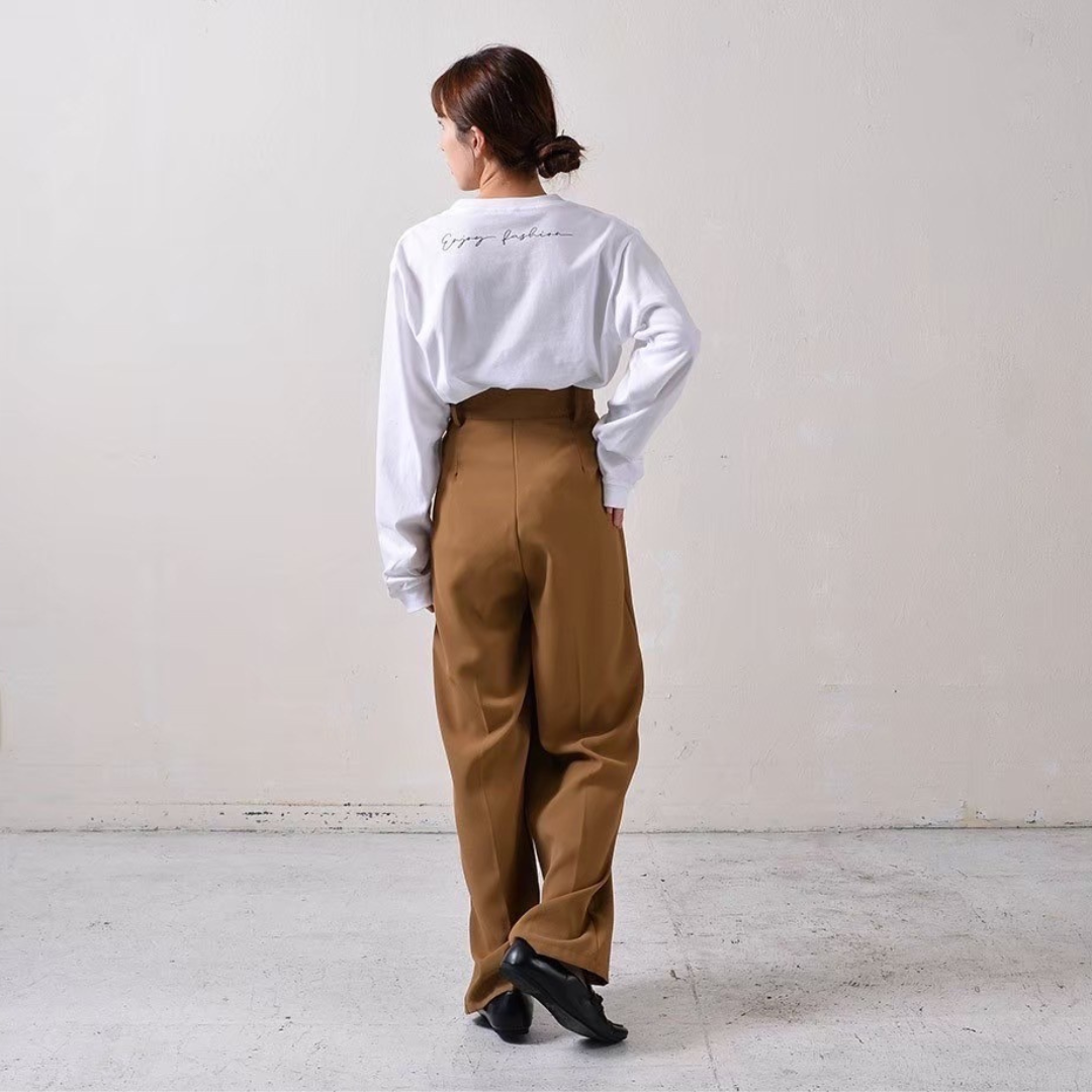 【予約】【HAPPYFACE】EMMA ワンポイント長袖Tシャツ -ホワイト-　※10月末納品予定