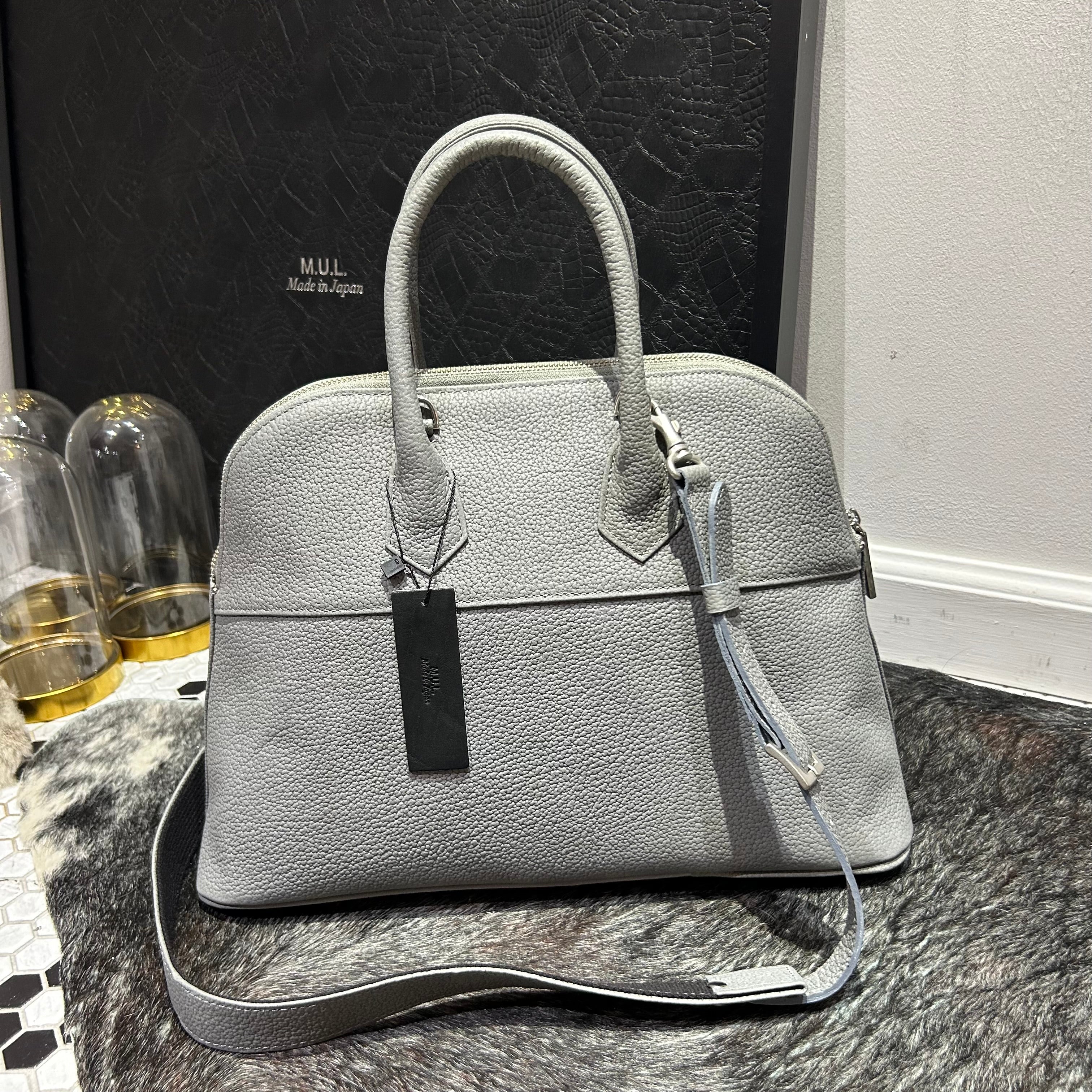 ⚠️予約【M.U.L.】ラウンドトート　シボ型押し  -アイスグレー-　※R7. 6月末納品予定