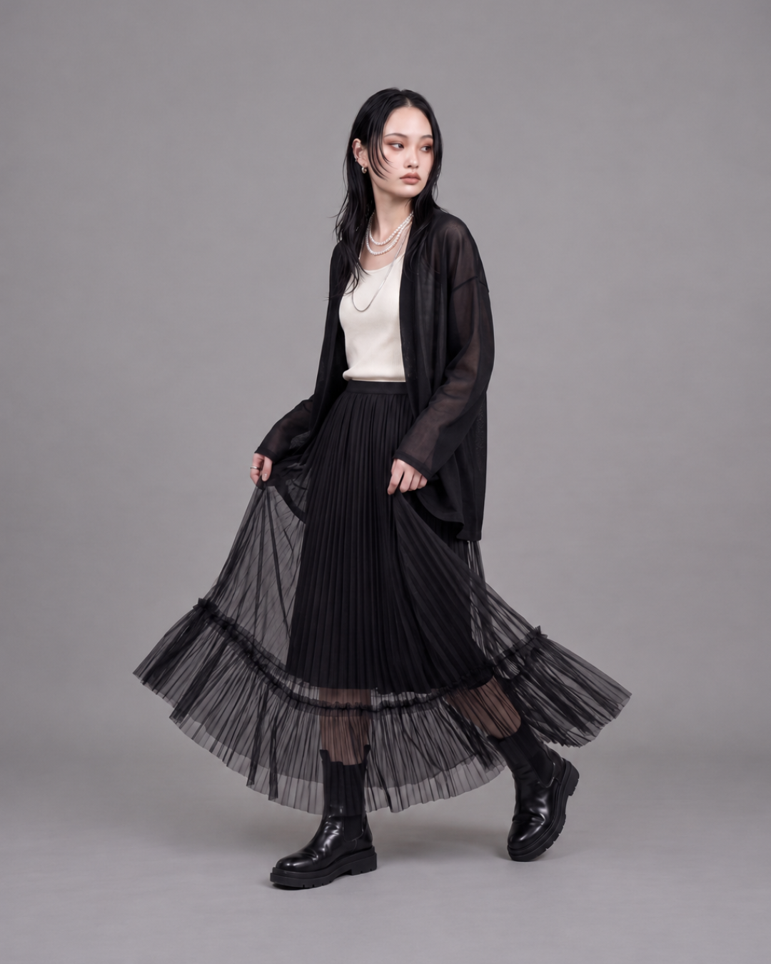Layered Sheer Pleated Skirt -black-