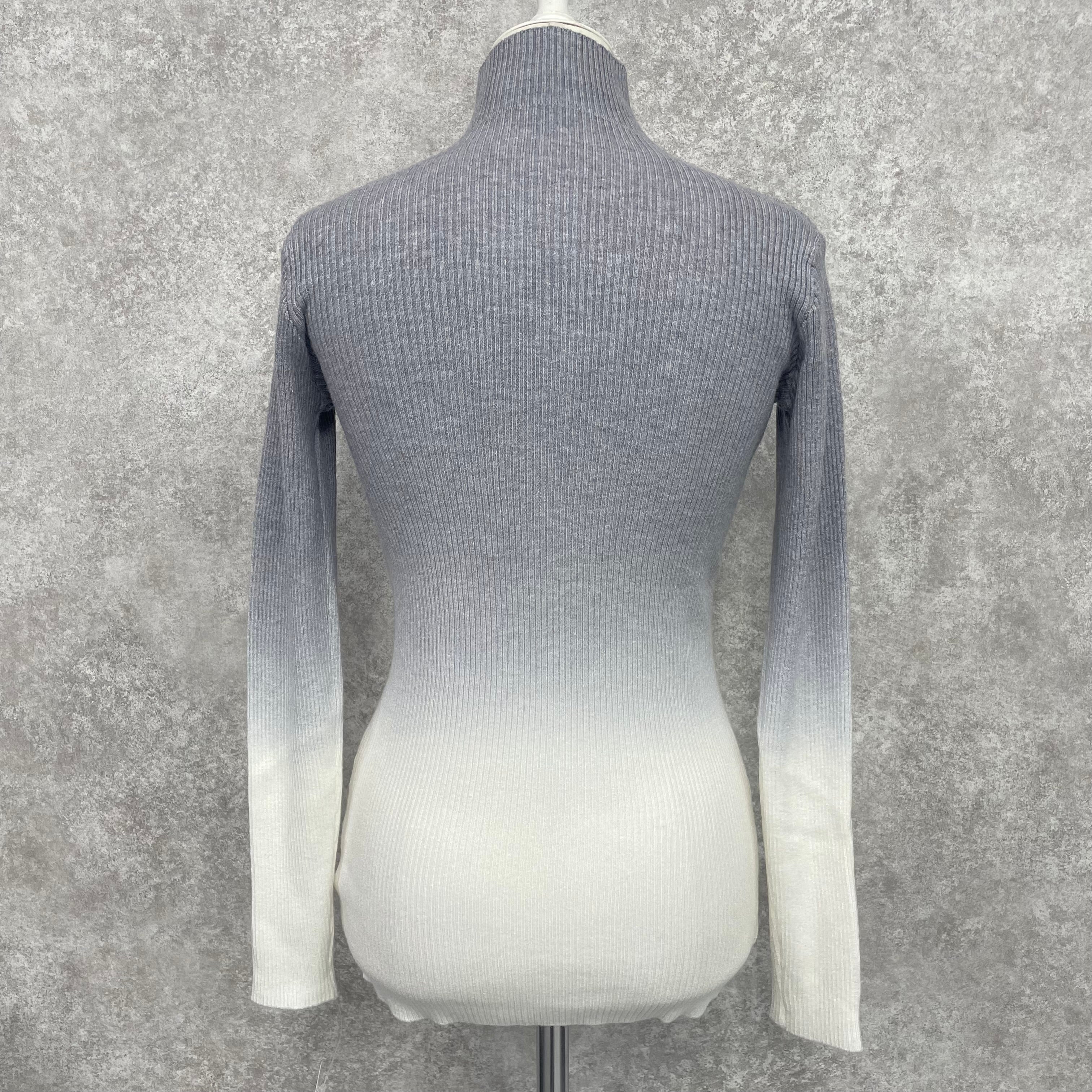 グラデーションリブニットトップス -グレー-　※10/22~28頃より順次発送　　※ハンガー納品