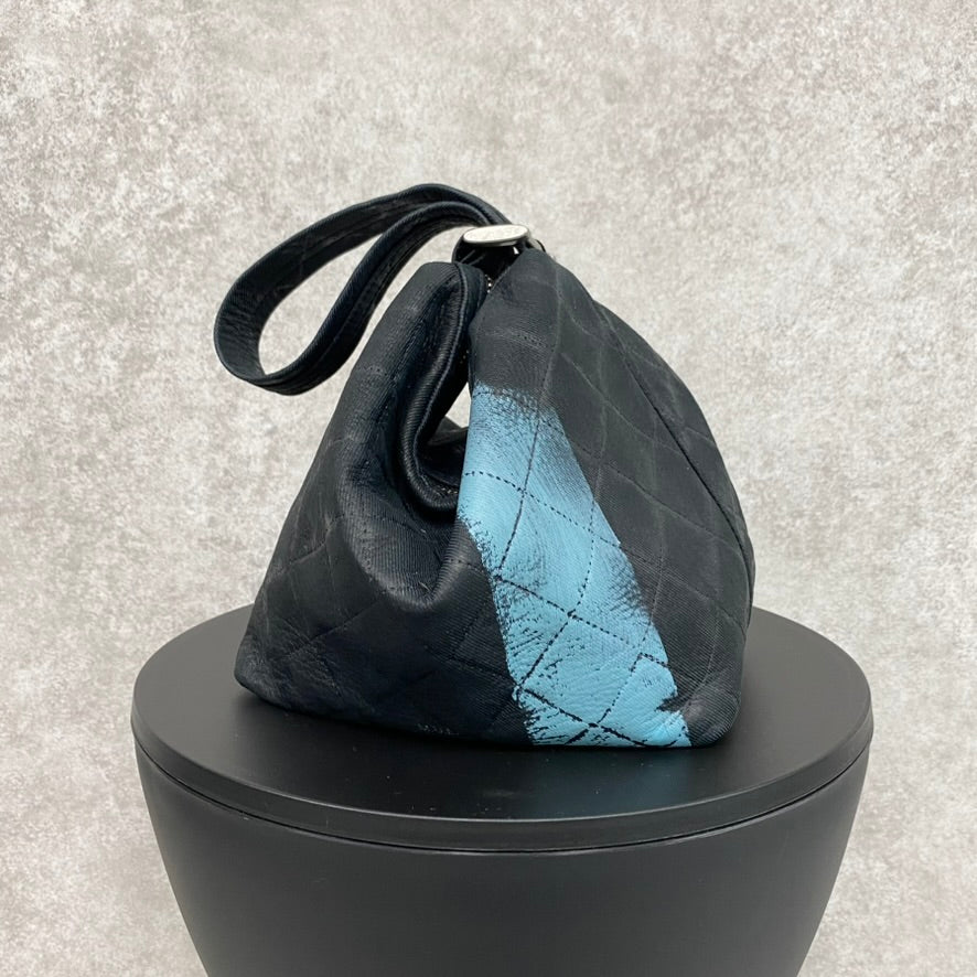 【MUL094-BL】ドロップ2way S オイルレザーキルティング(ブラック) ブルーライン　※10/29〜11/2より弊社事務所から順次発送