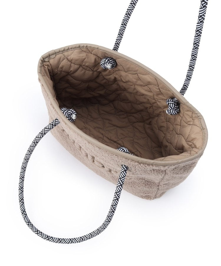 キルティング×ボア　リバーシブルバッグＭ　ベージュ　※11月上旬〜中旬より順次配送