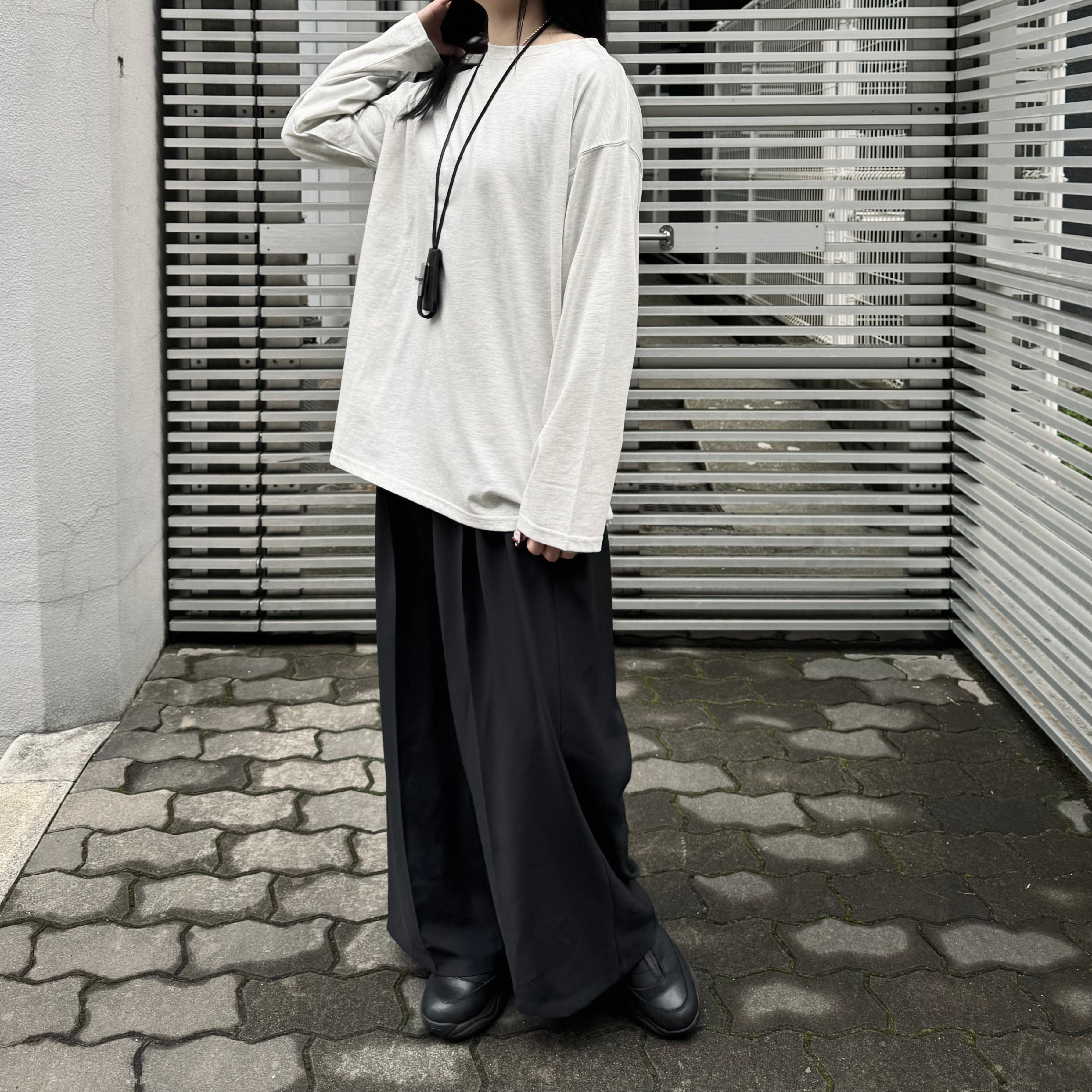 ZOUTONEKO オリジナルタックワイドパンツ 　※10/15-21より順次配送