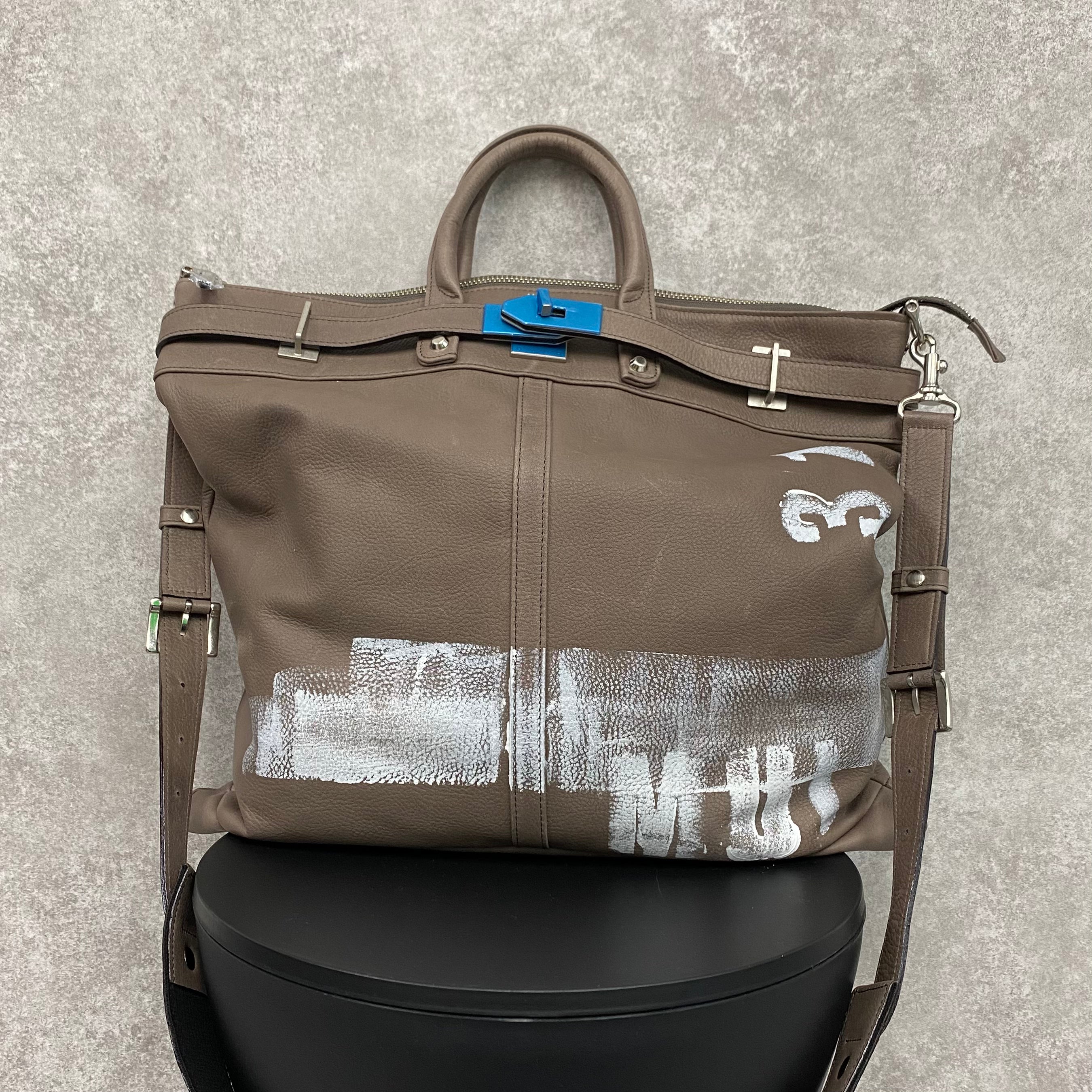 【MUL068-2】ヘルメットM オークダーク マットシルバー ロゴペイントあり(31)　※10/29〜11/2より順次配送