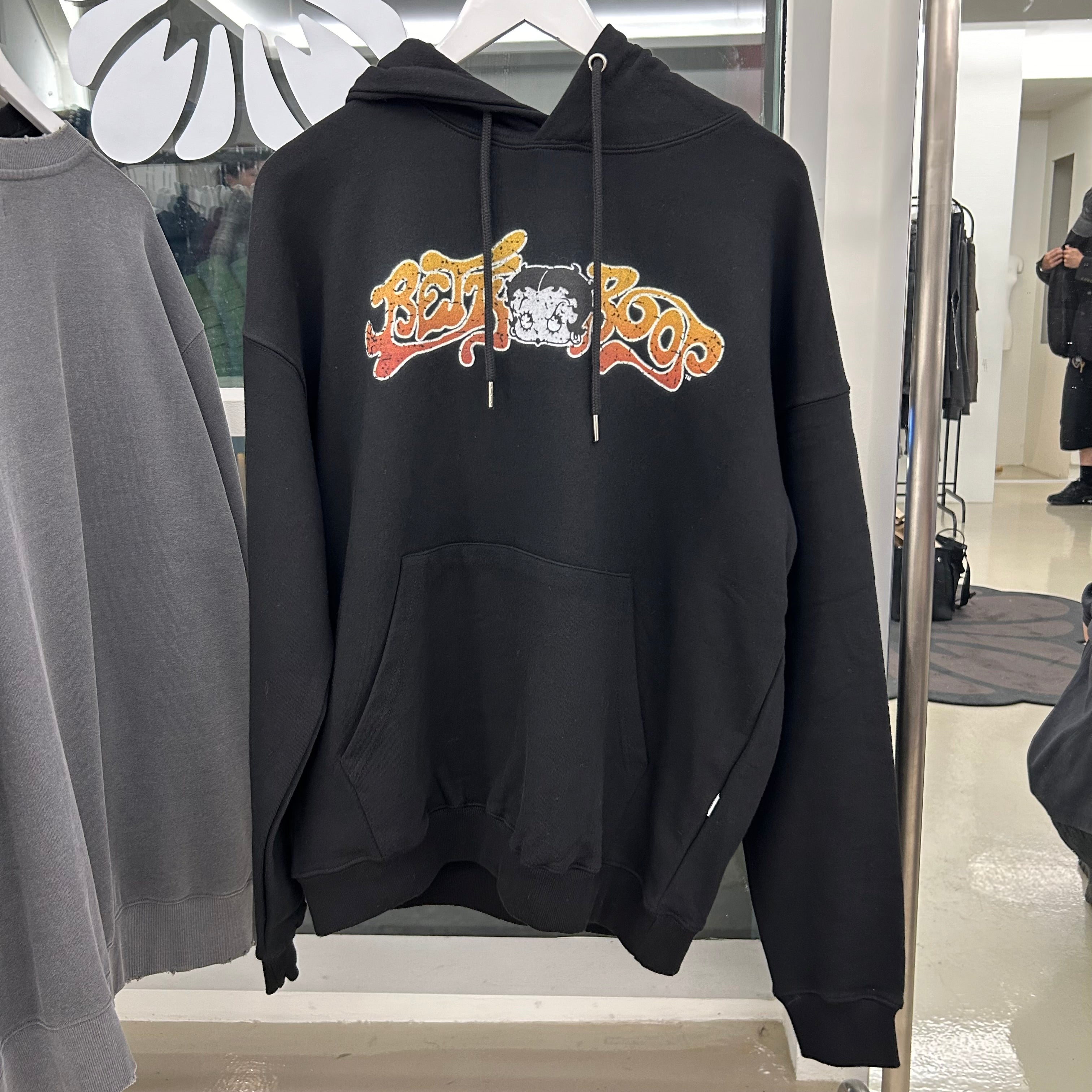※予約商品【ULKIN】ULKIN X BETTYBOOP Tgjer Hoodie -BLACK- 　※12月頃より順次配送予定