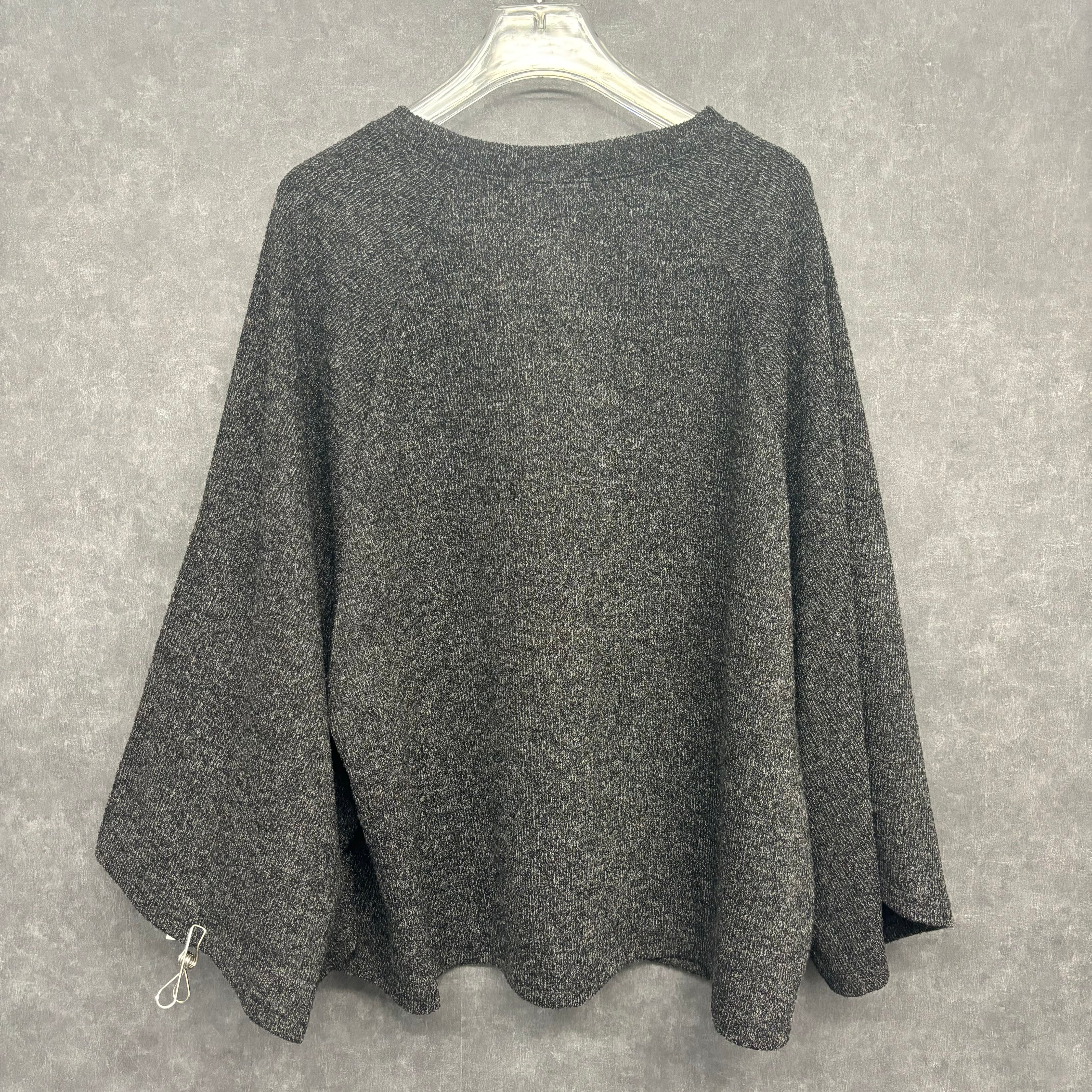 【予約】オーバーサイズトップス　グレー　※11月下旬～12月上旬頃より順次配送予定