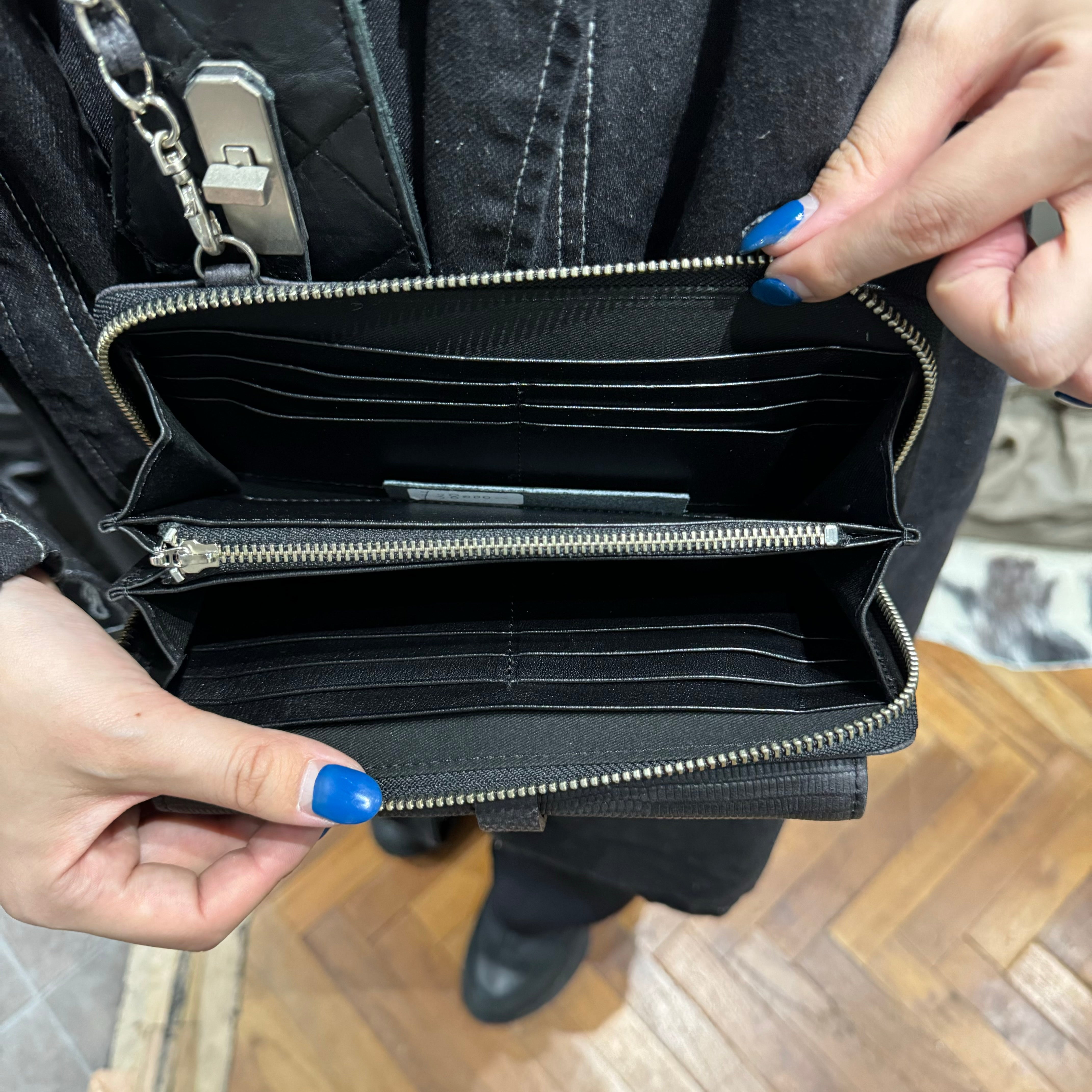 ⚠️予約【M.U.L.】 ウォレットショルダー　-vintage ブラック-　※R7. 6月末納品予定