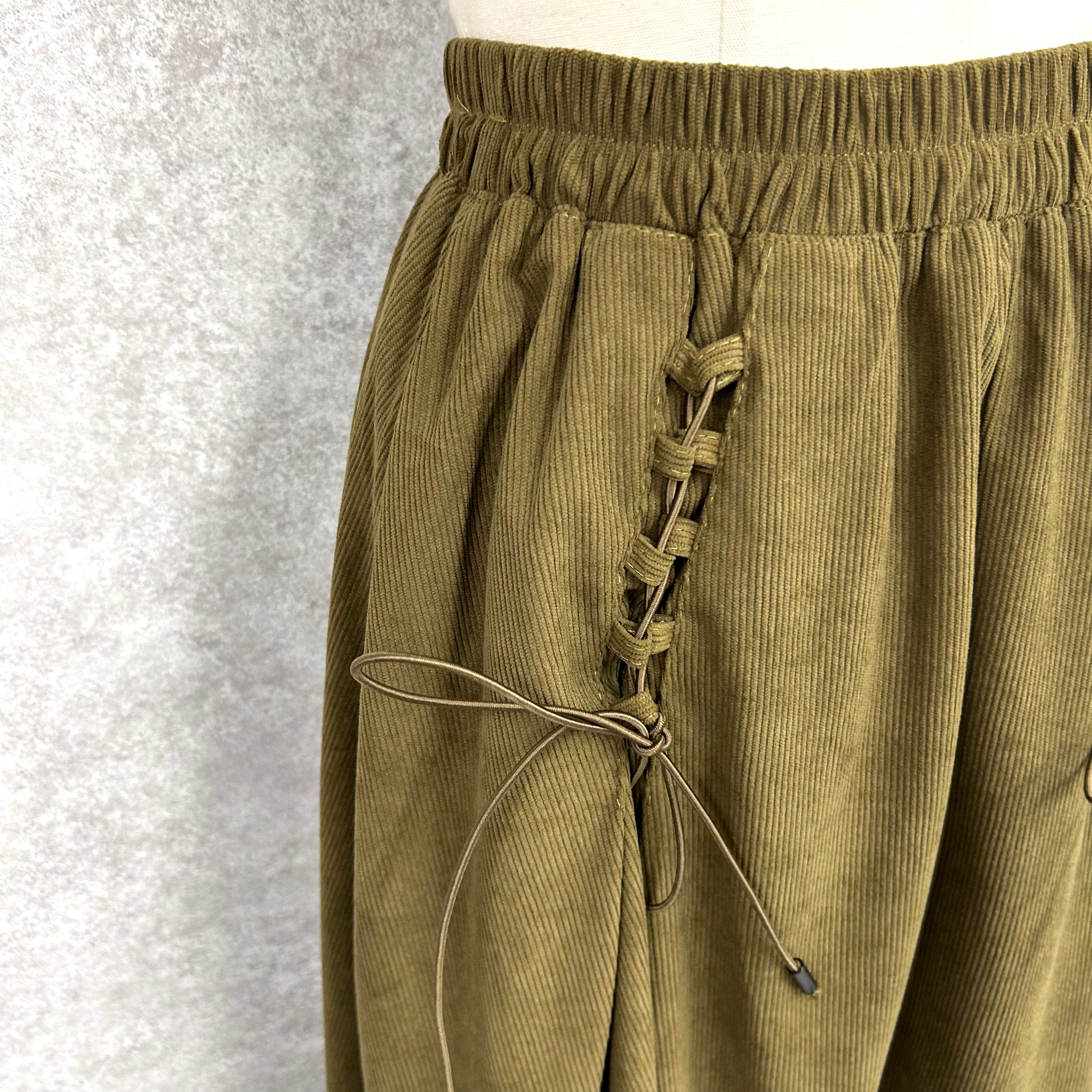 コーデュロイ編み上げスカート -カーキ- ※10/15〜21より配送予定