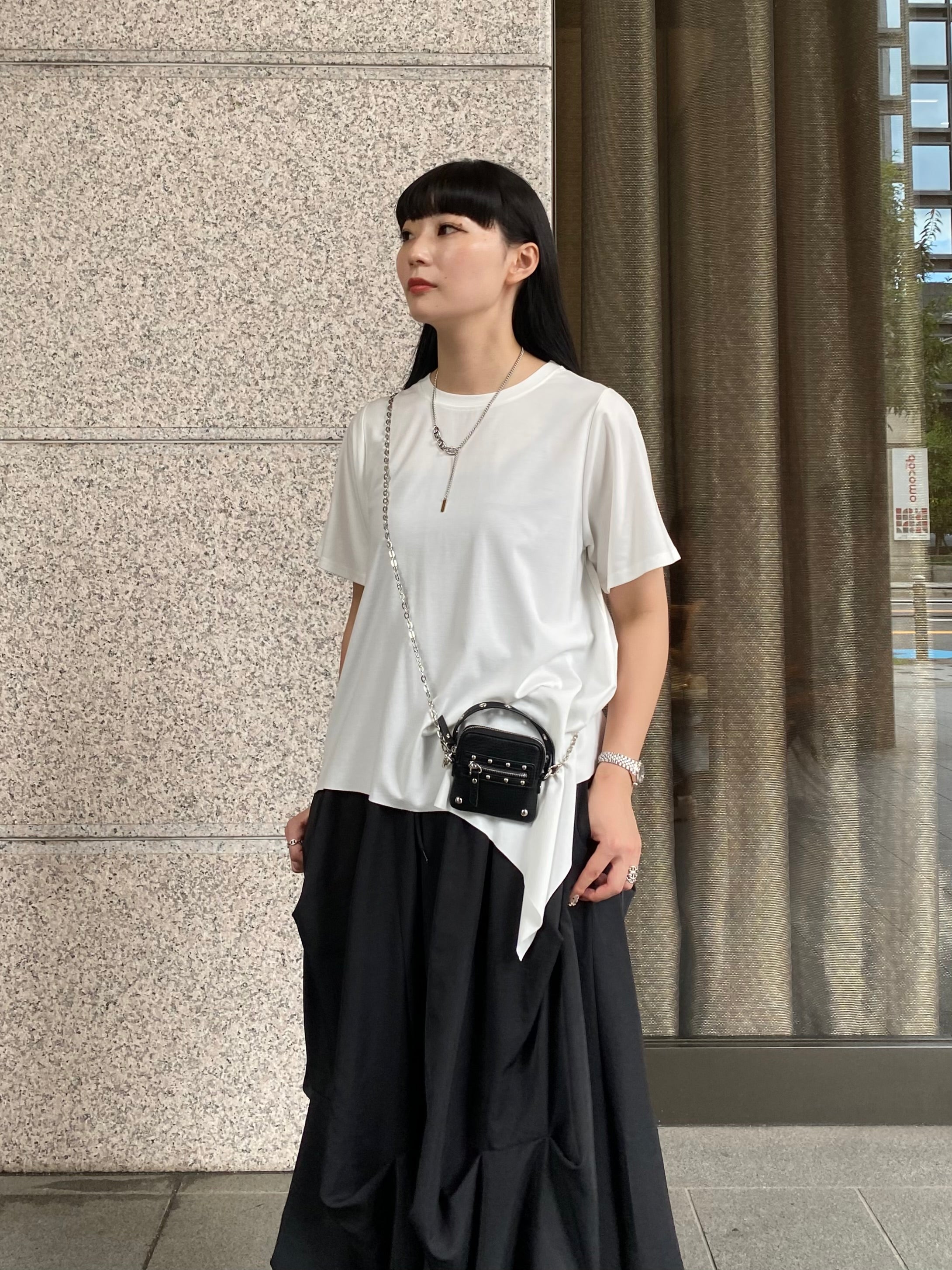 【ASYMM】RANDOM CUT TEE -white-