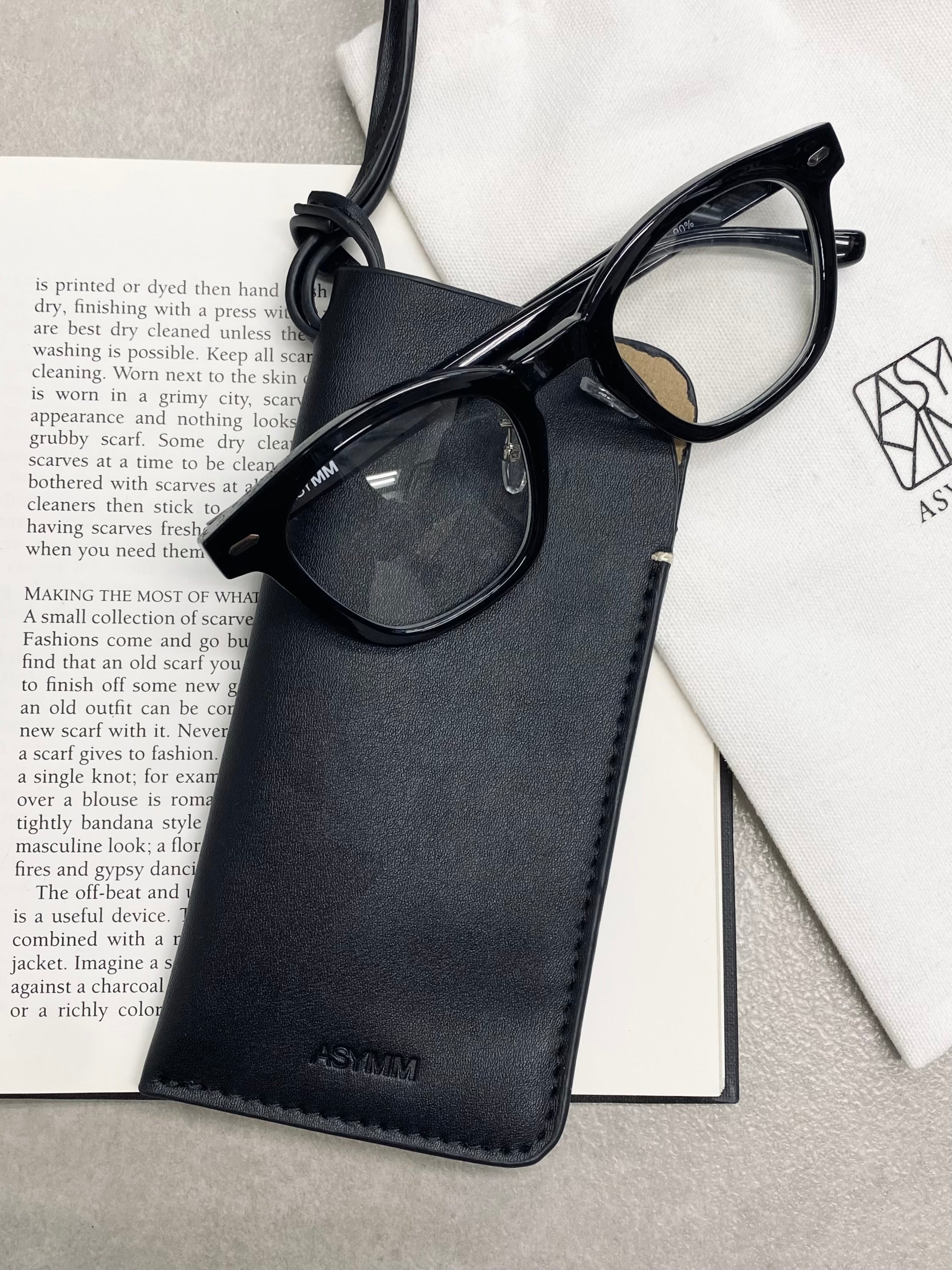 【ASYMM】Frame Pendant Case