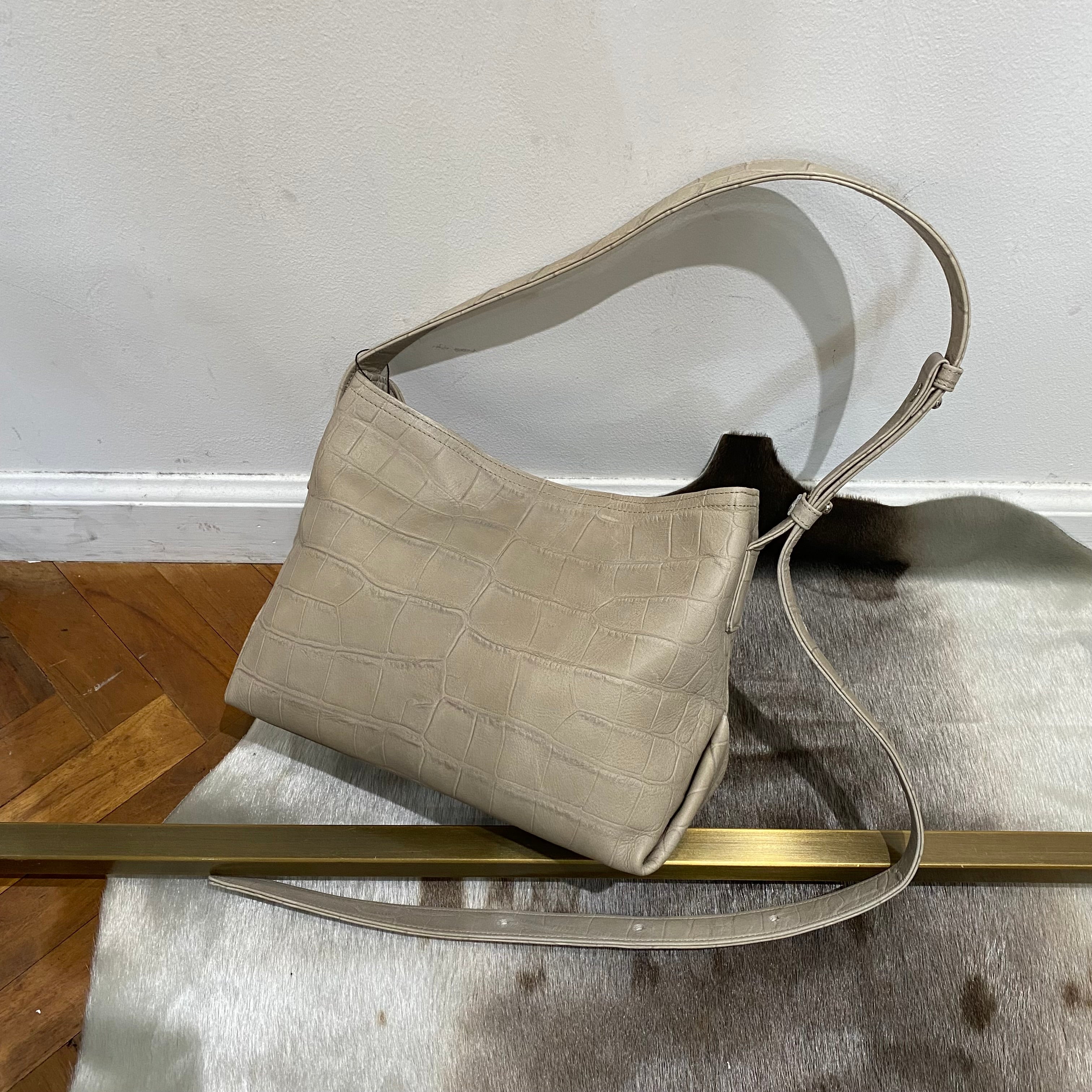 ⚠️予約【M.U.L.】テールショルダー -グレージュ-　※R7. 6月末納品予定