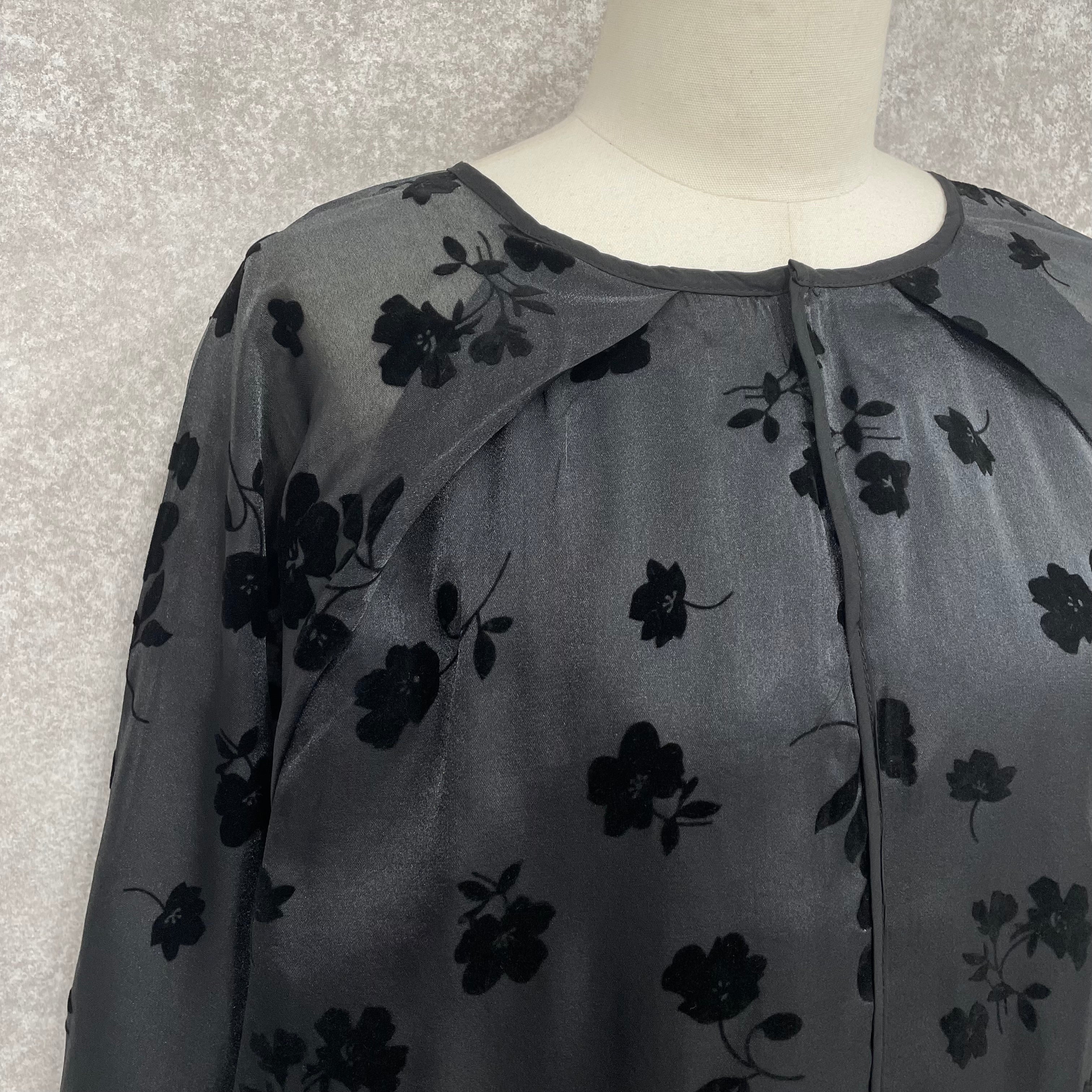 シアーフラワートップス　ブラック　※8/20-26頃〜順次配送予定