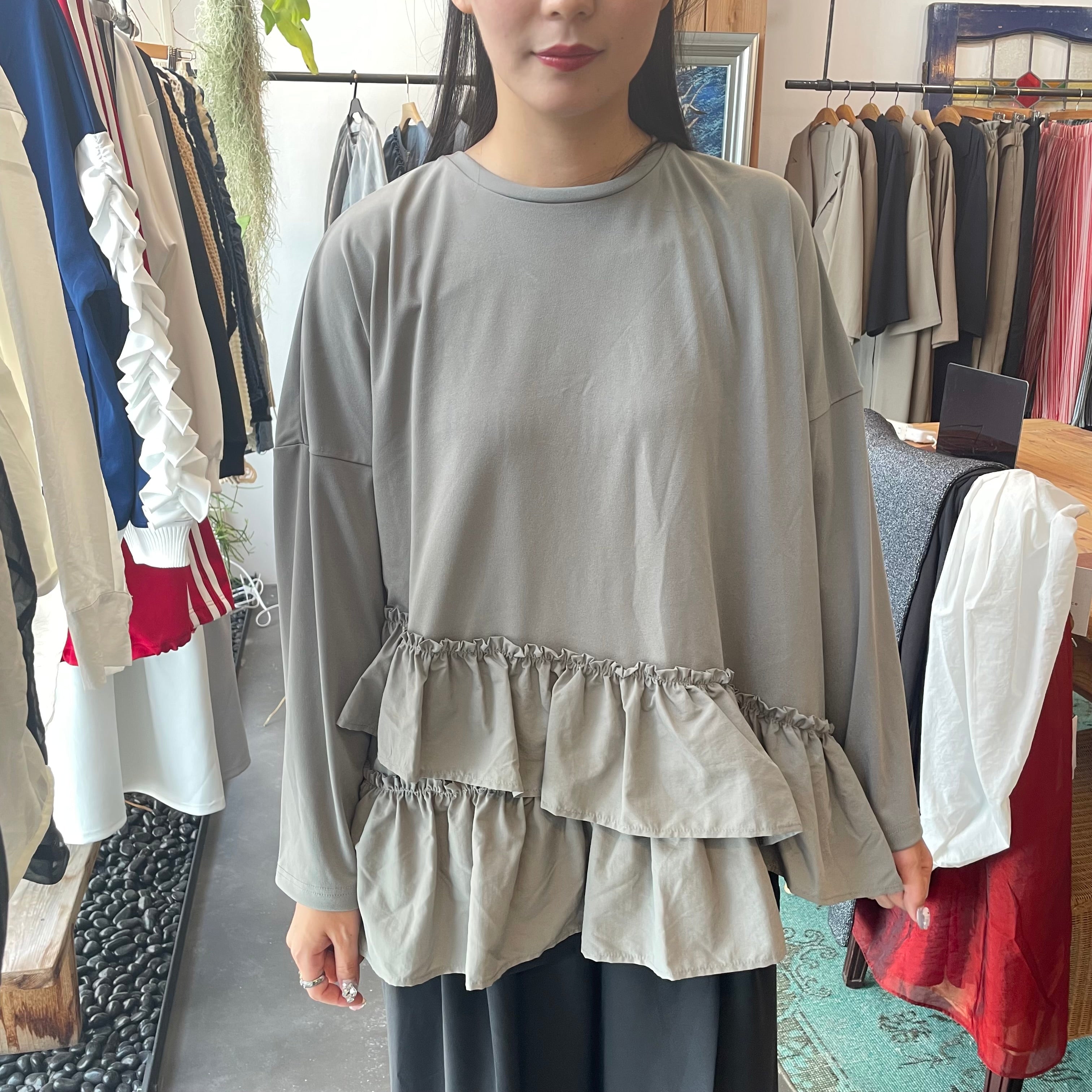 【terrace】フリルヘムオーバーカットソー　-グレー-　※10/15-21より順次配送予定