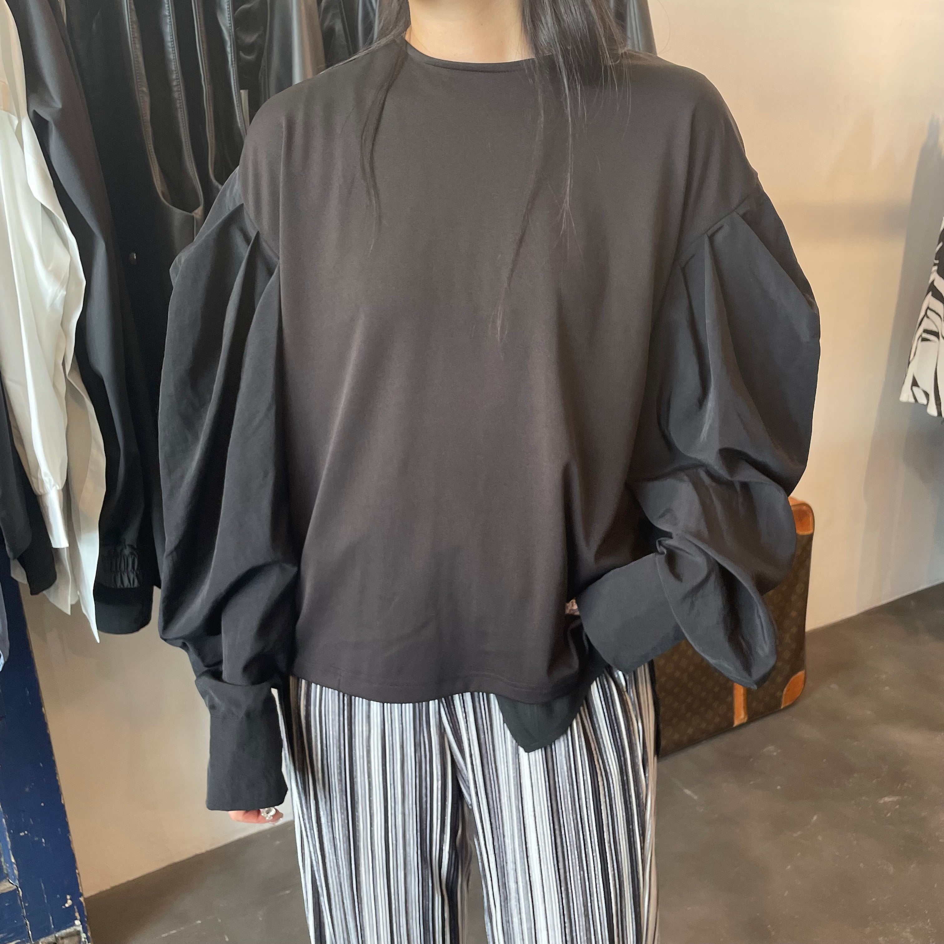 【terrace】タックカーブスリーブブラウス　-ブラック-　※10/15-21より順次配送予定