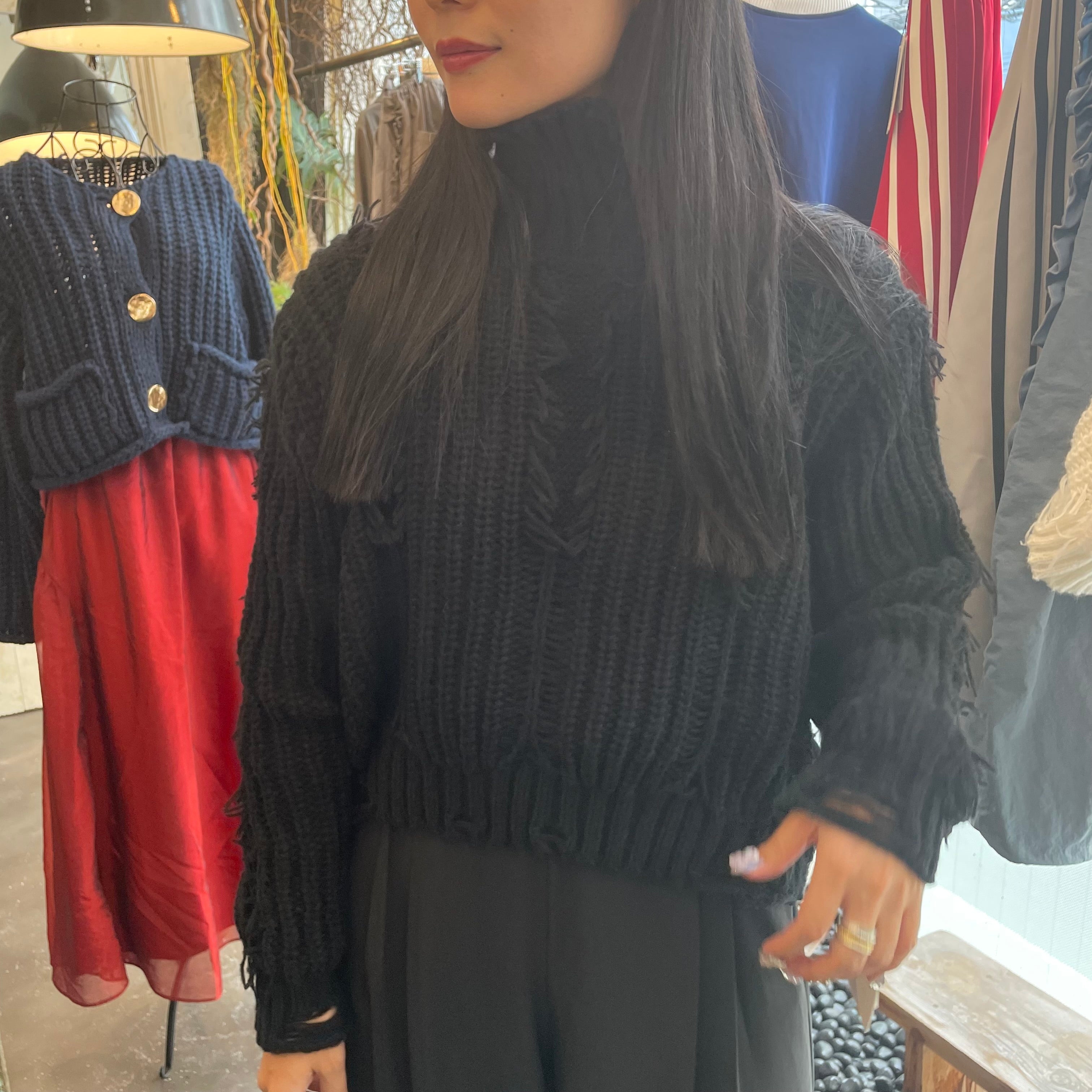 【terrace】ダメージフリンジニットPO　-ブラック-　※10/15-21より順次配送予定