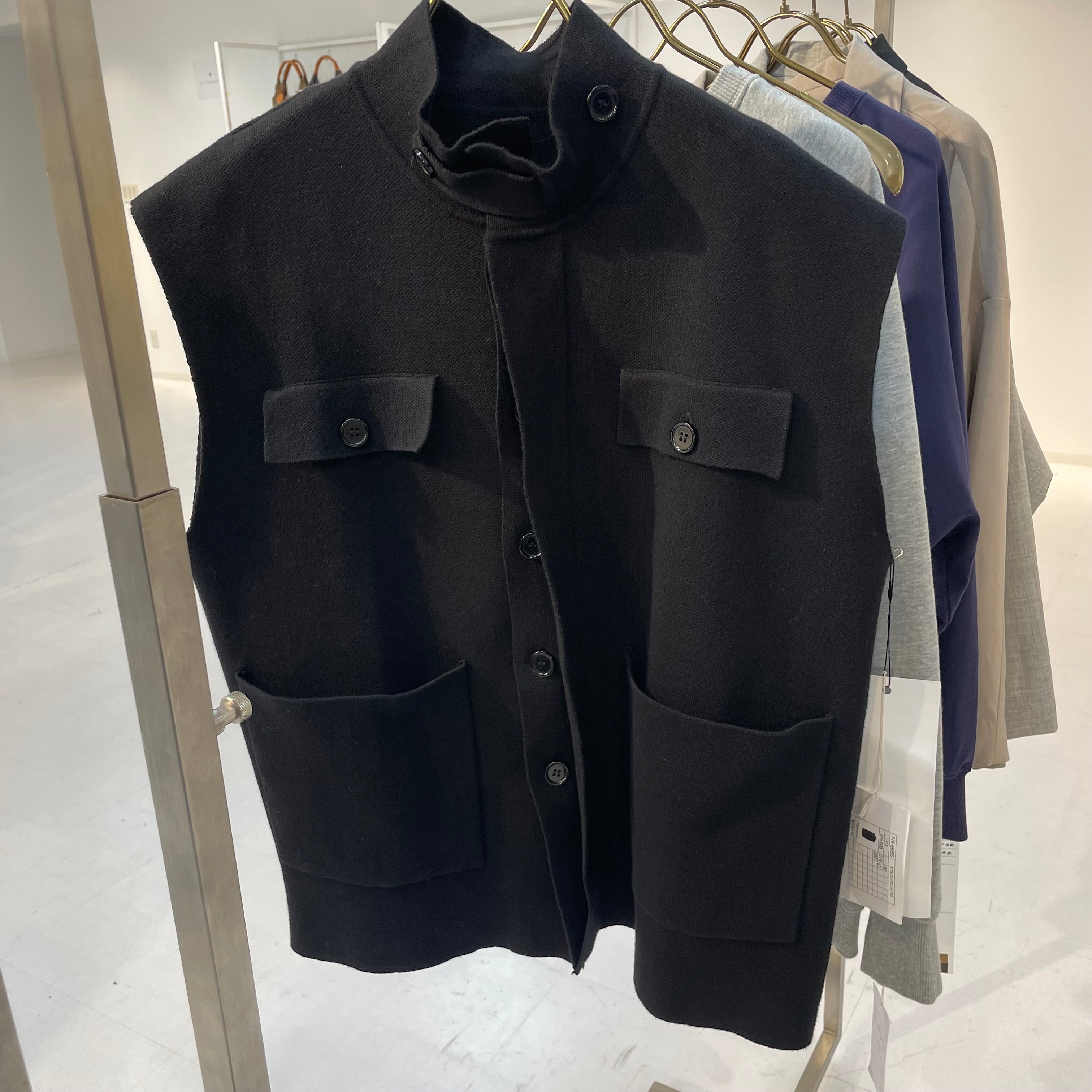 ダブルフェイスニットベスト　019 ブラック　※12月上旬〜中旬より順次配送