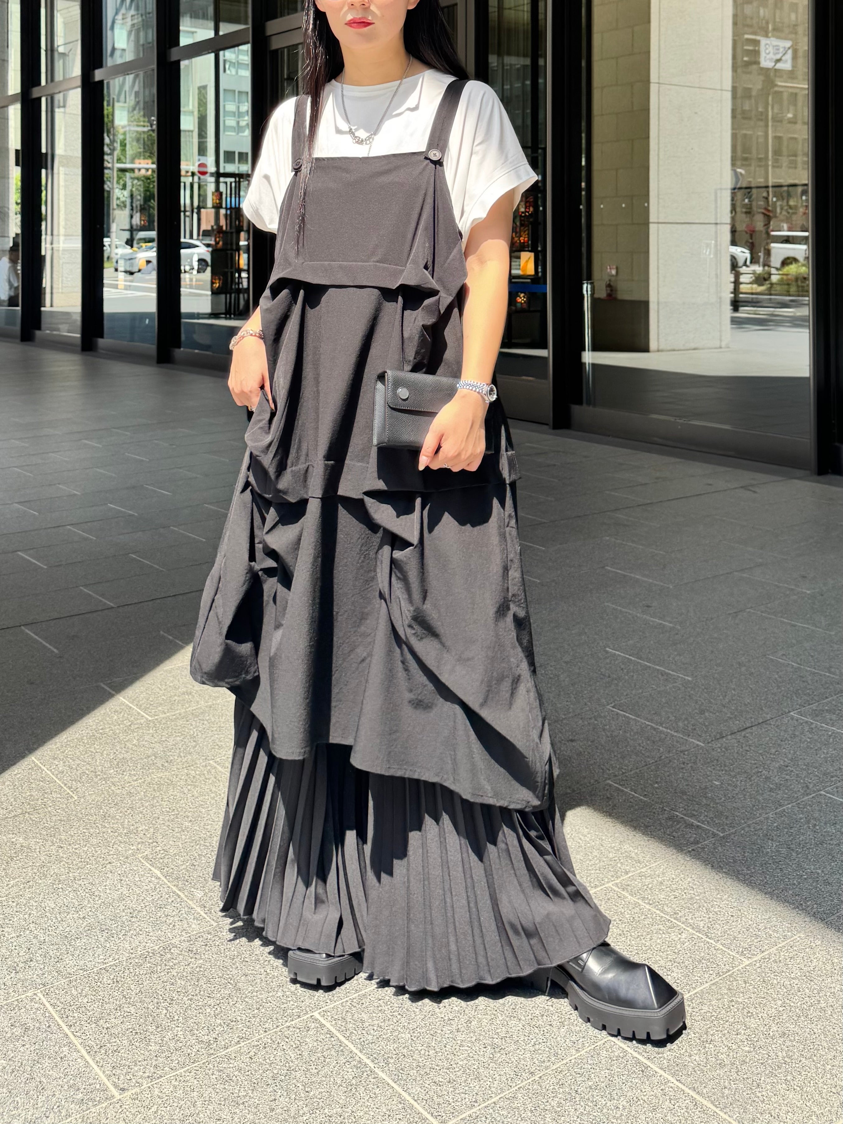 【ASYMM】RIPPLE JUMPER DRESS